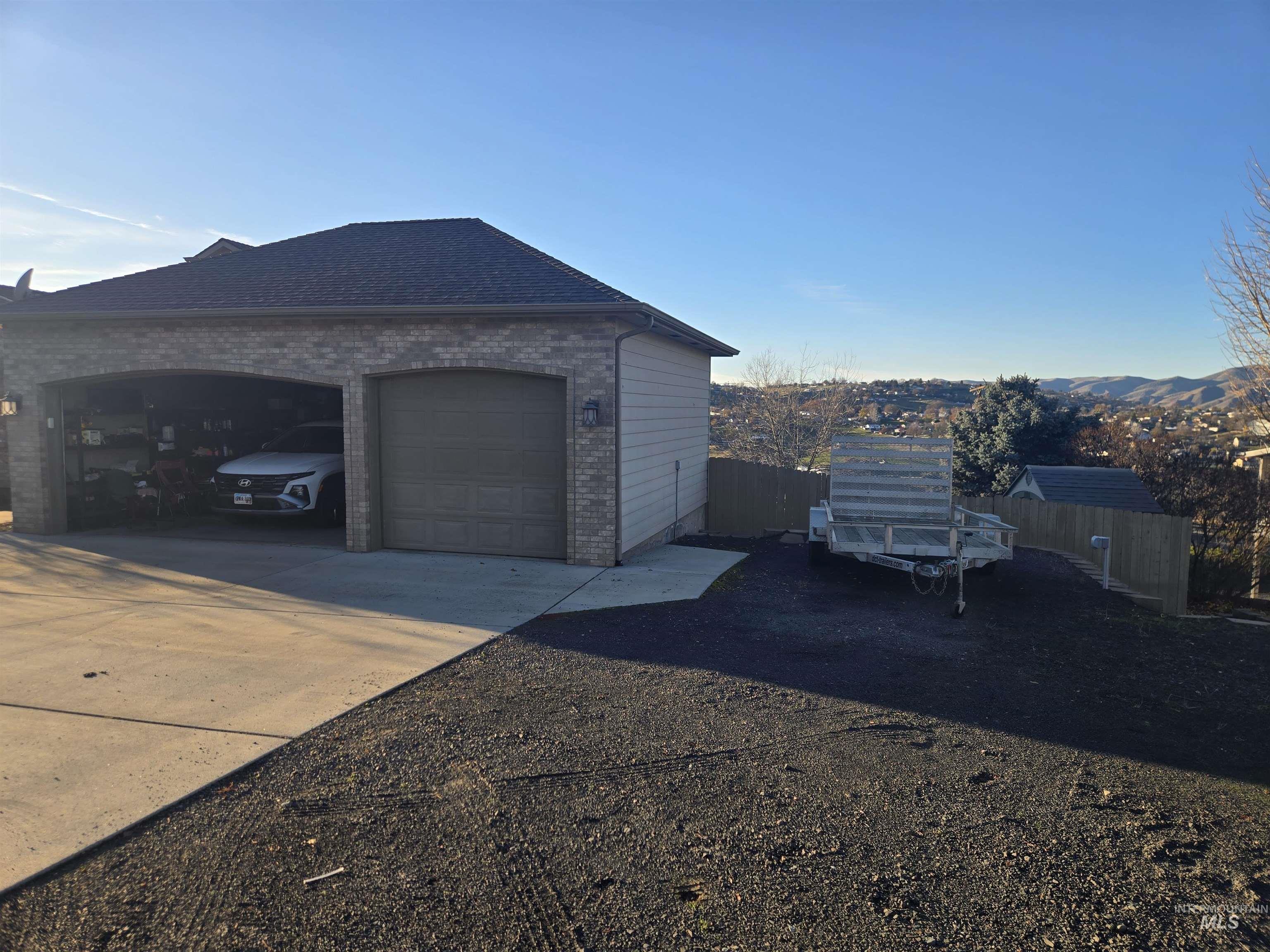3473 Elks Drive, Lewiston, Idaho 83501, 6 Bedrooms, 3.5 Bathrooms, Residential For Sale, Price $635,000,MLS 98972070