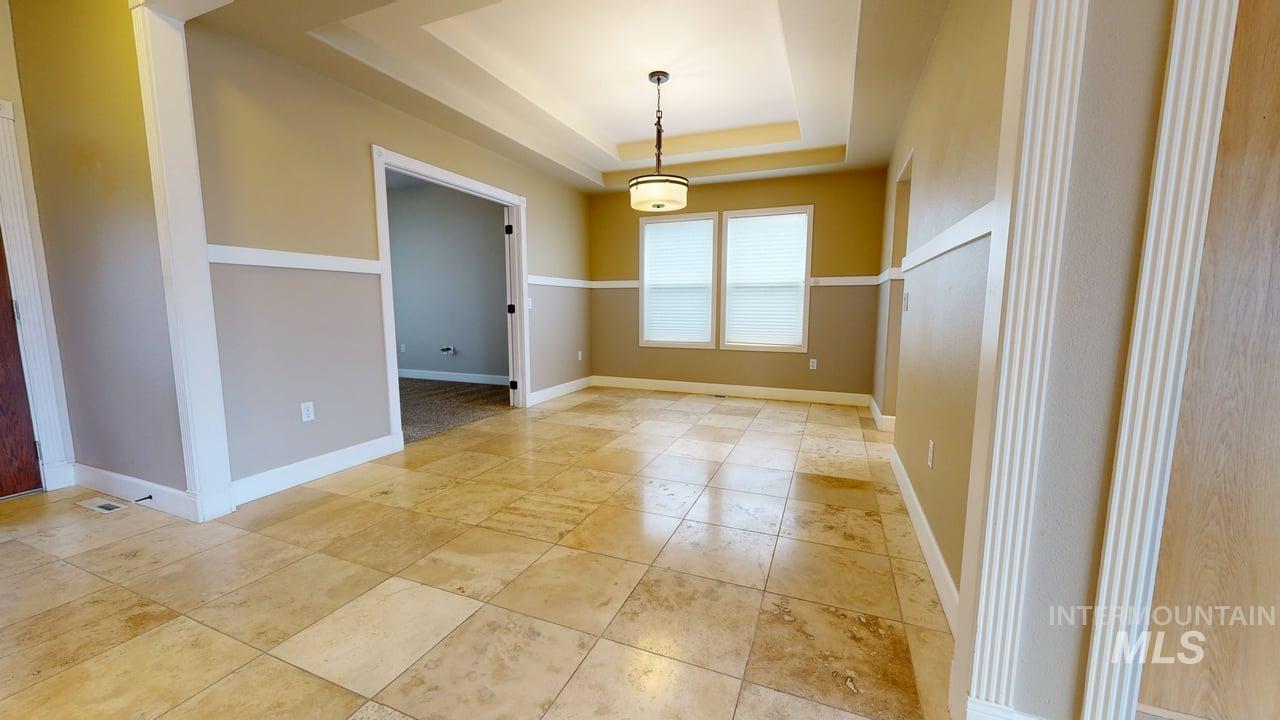 3473 Elks Drive, Lewiston, Idaho 83501, 6 Bedrooms, 3.5 Bathrooms, Residential For Sale, Price $635,000,MLS 98972070