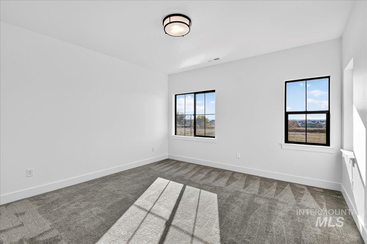 7714 W Flathead Lake St., Eagle, Idaho 83616, 4 Bedrooms, 3.5 Bathrooms, Residential For Sale, Price $924,900,MLS 98972072