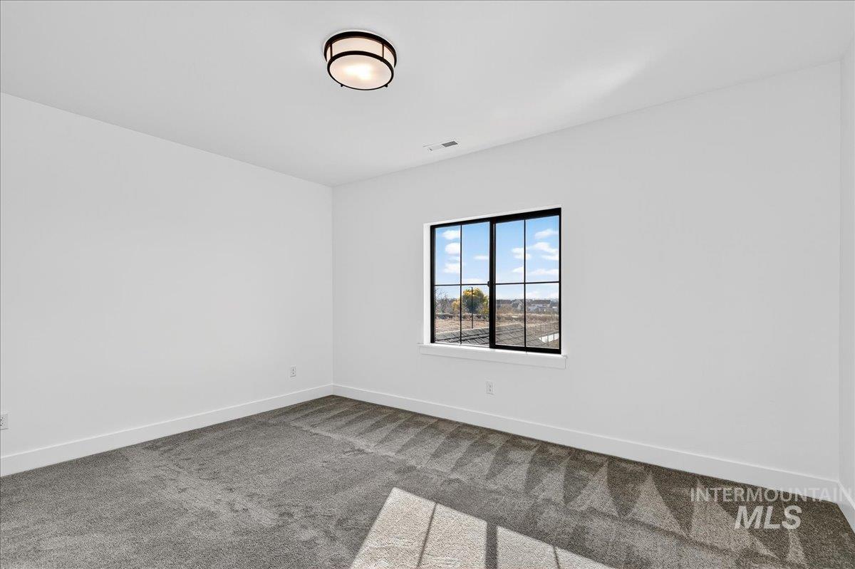 7714 W Flathead Lake St., Eagle, Idaho 83616, 4 Bedrooms, 3.5 Bathrooms, Residential For Sale, Price $924,900,MLS 98972072