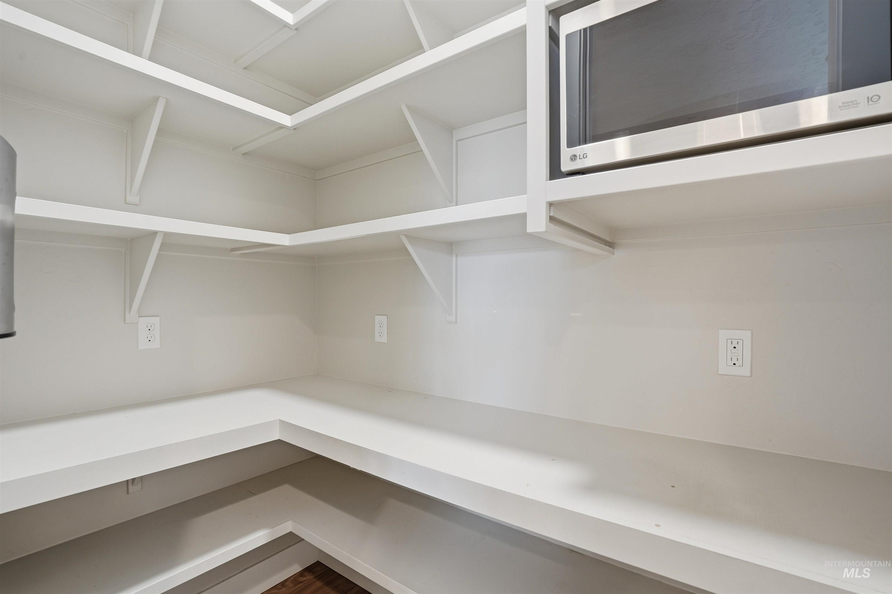 691 E Sicily Drive, Meridian, Idaho 83642, 4 Bedrooms, 2.5 Bathrooms, Residential For Sale, Price $815,000,MLS 98972073