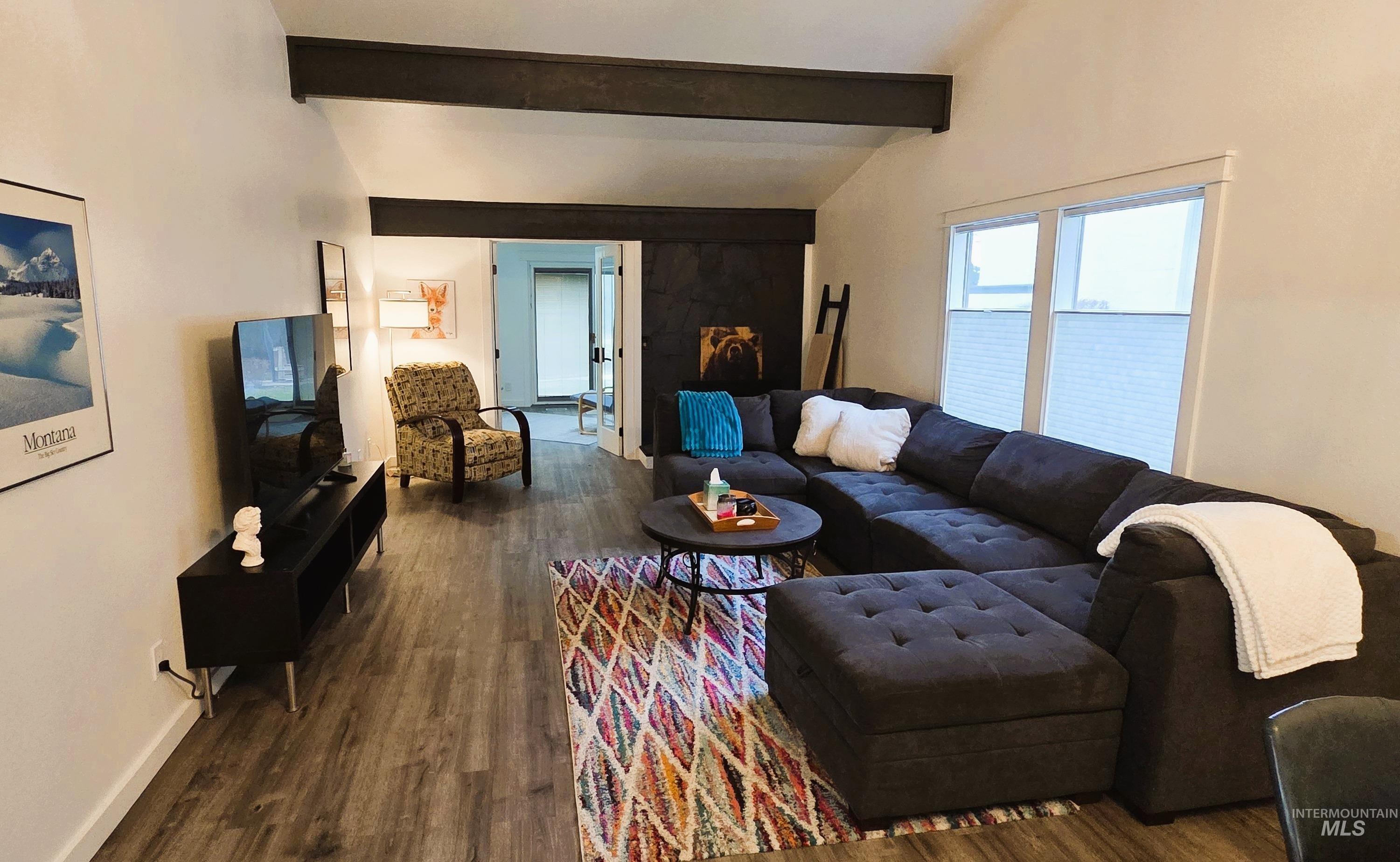 1033 Camelot, Boise, Idaho 83704, 3 Bedrooms, 2.5 Bathrooms, Residential For Sale, Price $439,000,MLS 98972074