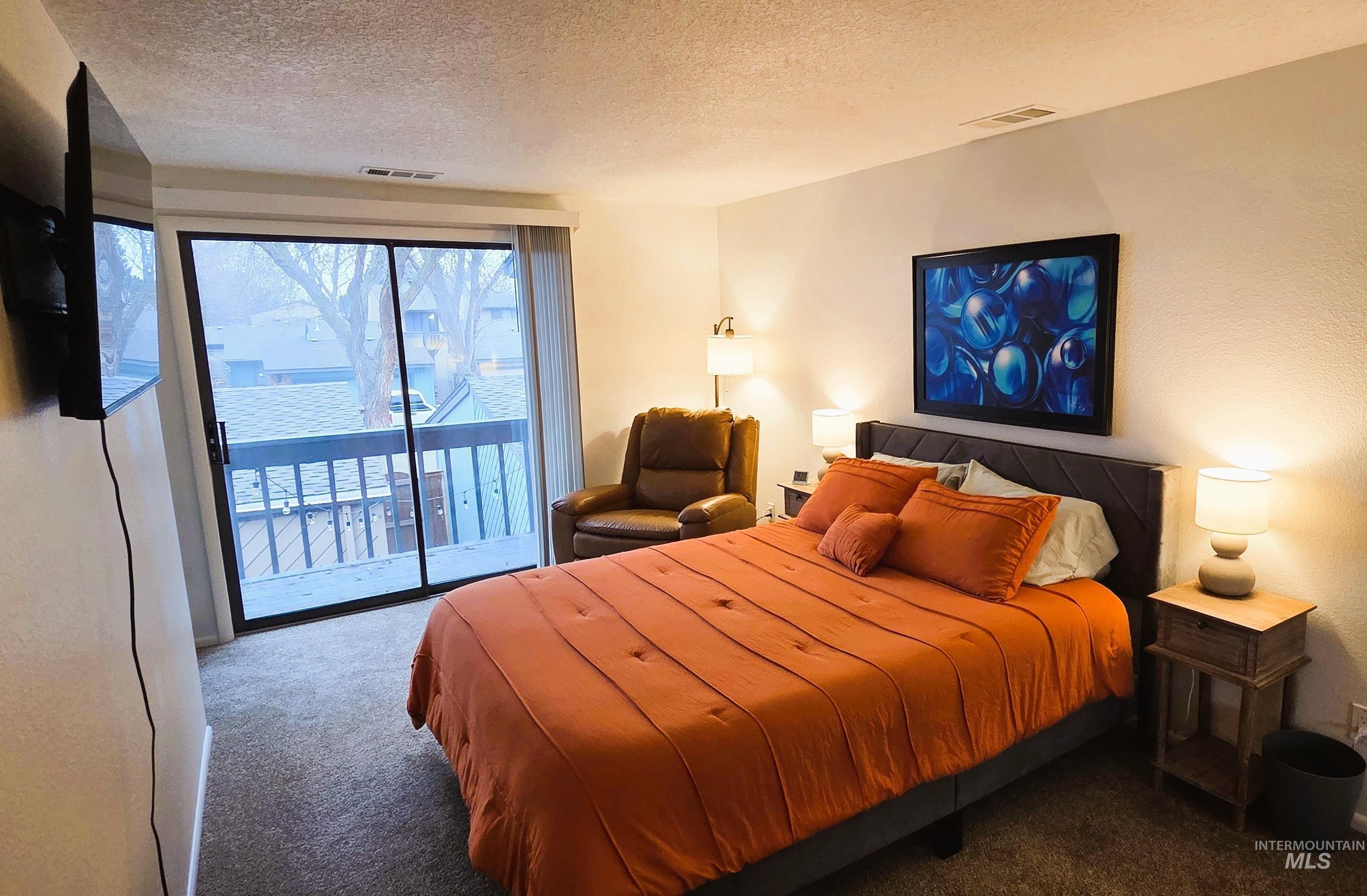 1033 Camelot, Boise, Idaho 83704, 3 Bedrooms, 2.5 Bathrooms, Residential For Sale, Price $439,000,MLS 98972074