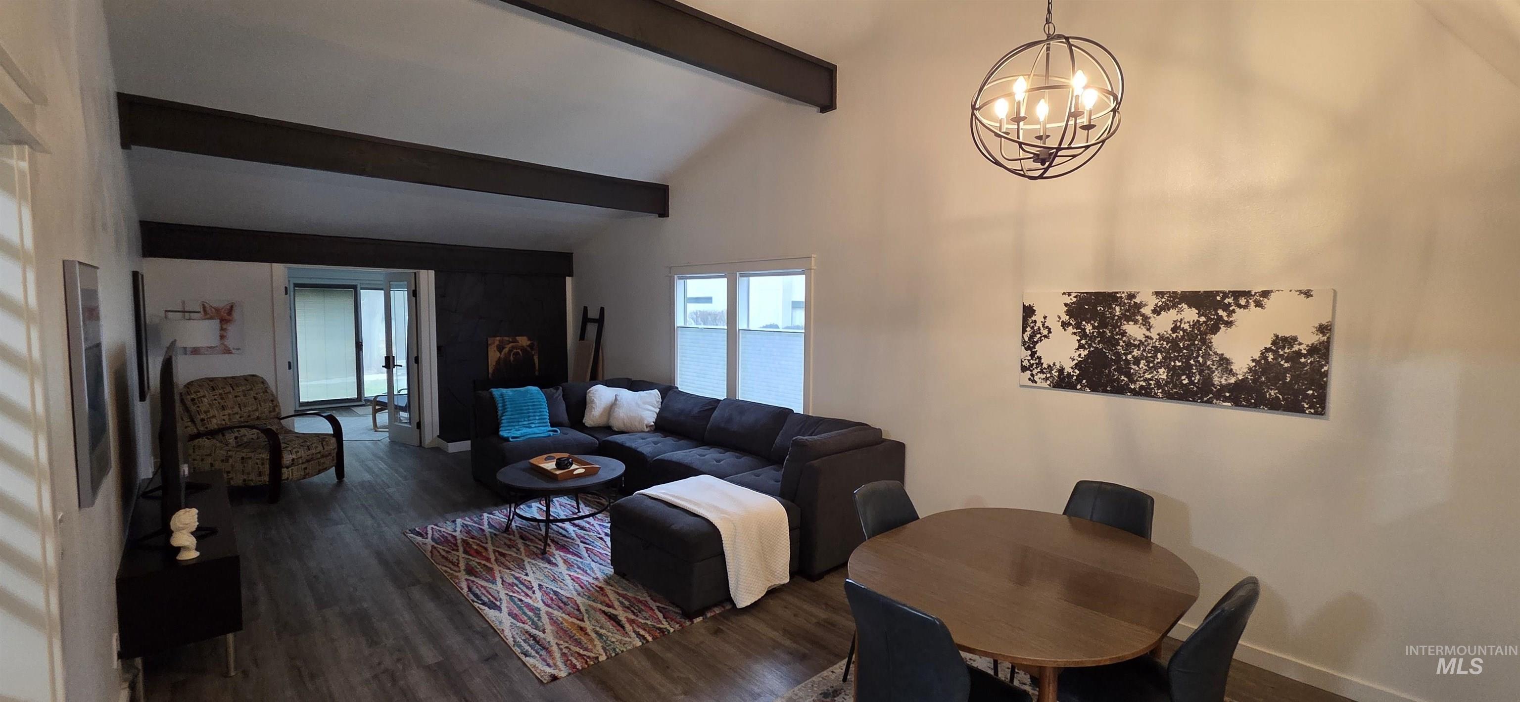 1033 Camelot, Boise, Idaho 83704, 3 Bedrooms, 2.5 Bathrooms, Residential For Sale, Price $439,000,MLS 98972074