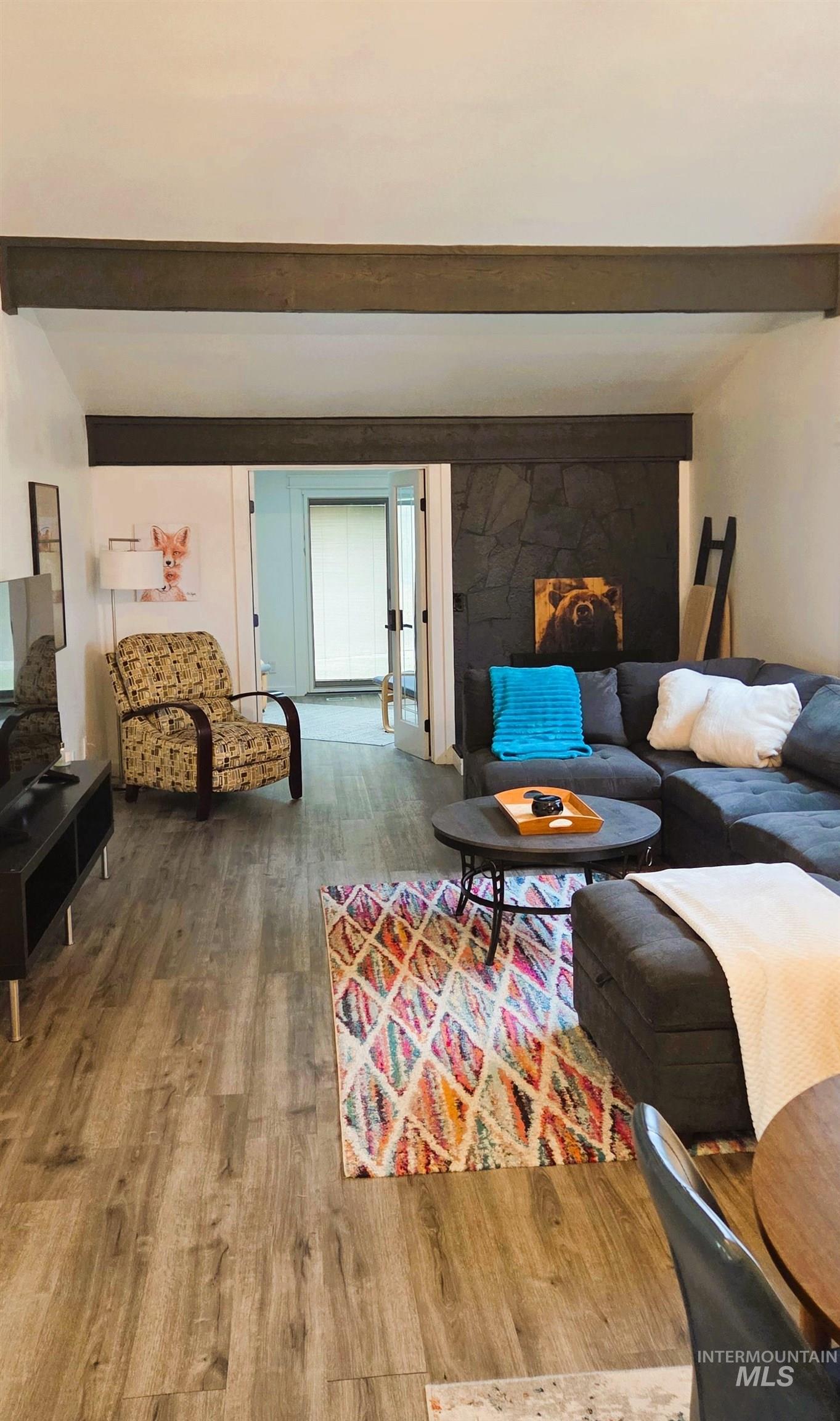 1033 Camelot, Boise, Idaho 83704, 3 Bedrooms, 2.5 Bathrooms, Residential For Sale, Price $439,000,MLS 98972074