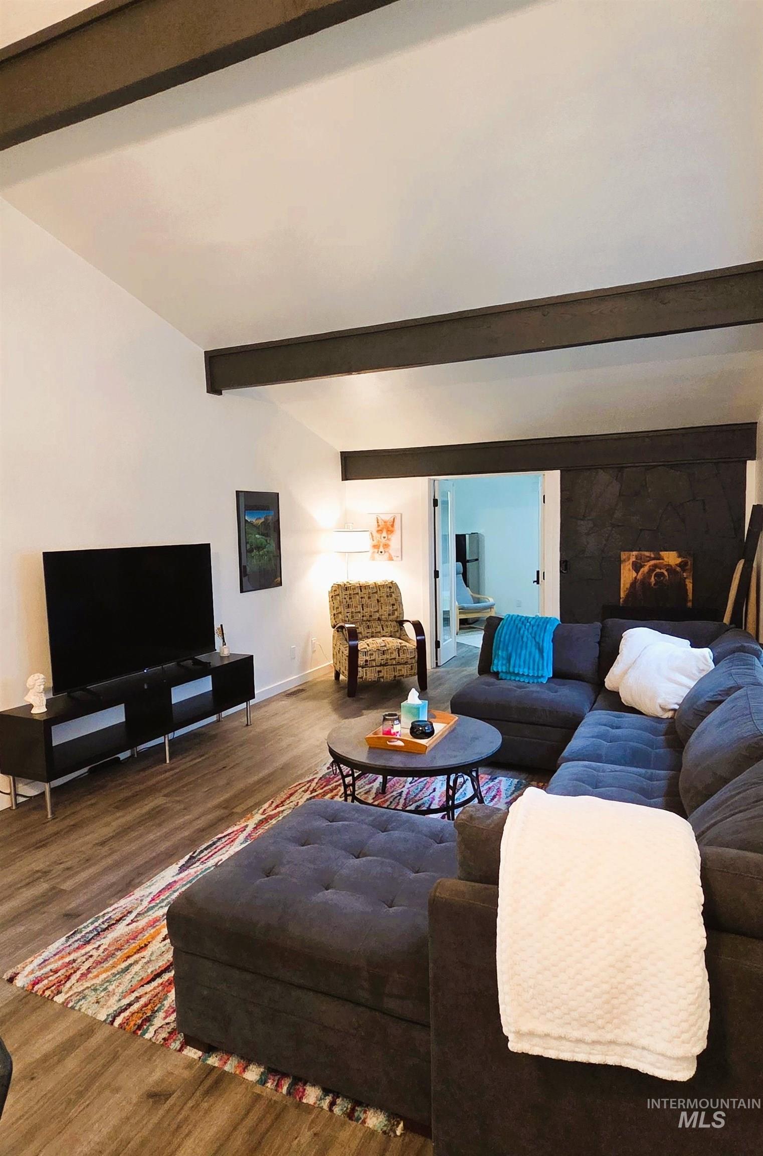 1033 Camelot, Boise, Idaho 83704, 3 Bedrooms, 2.5 Bathrooms, Residential For Sale, Price $439,000,MLS 98972074