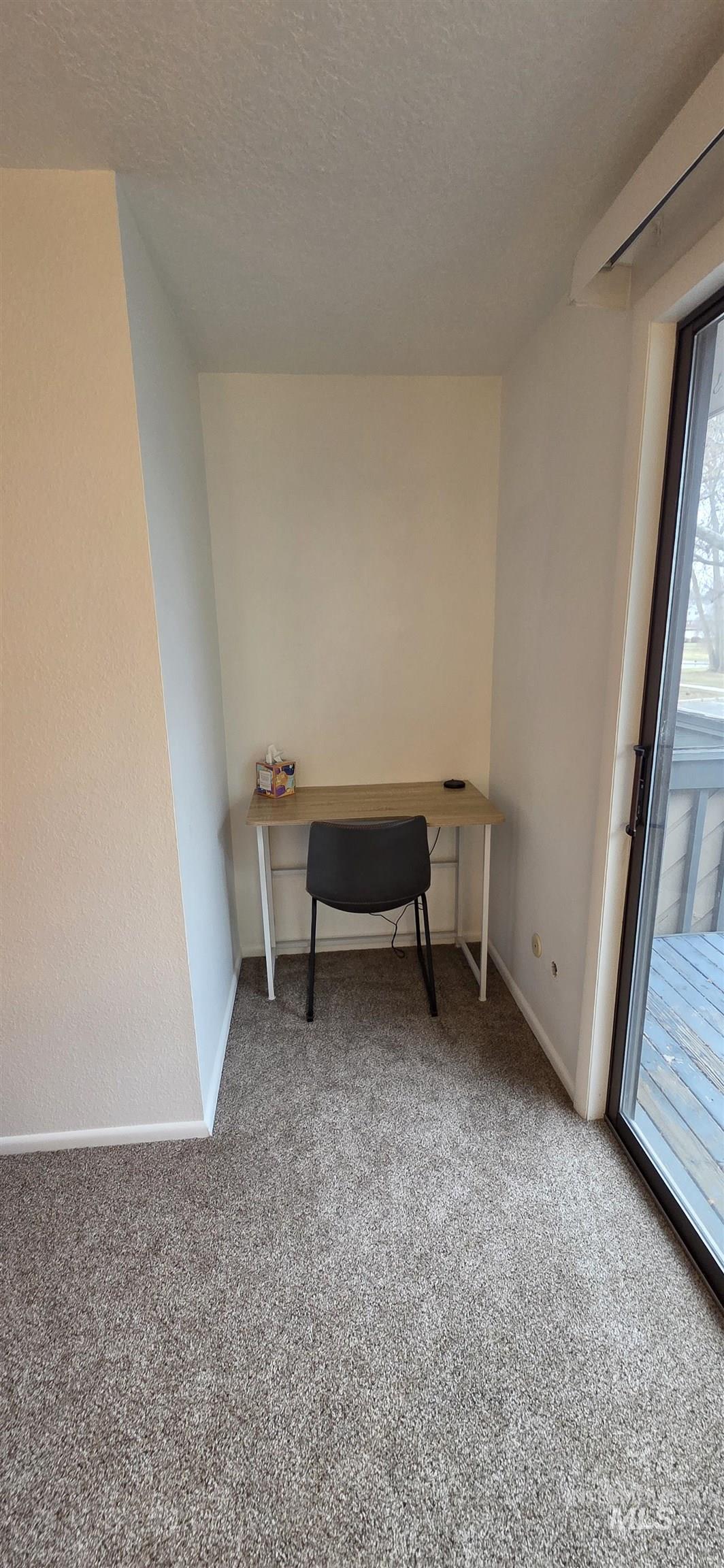 1033 Camelot, Boise, Idaho 83704, 3 Bedrooms, 2.5 Bathrooms, Residential For Sale, Price $439,000,MLS 98972074