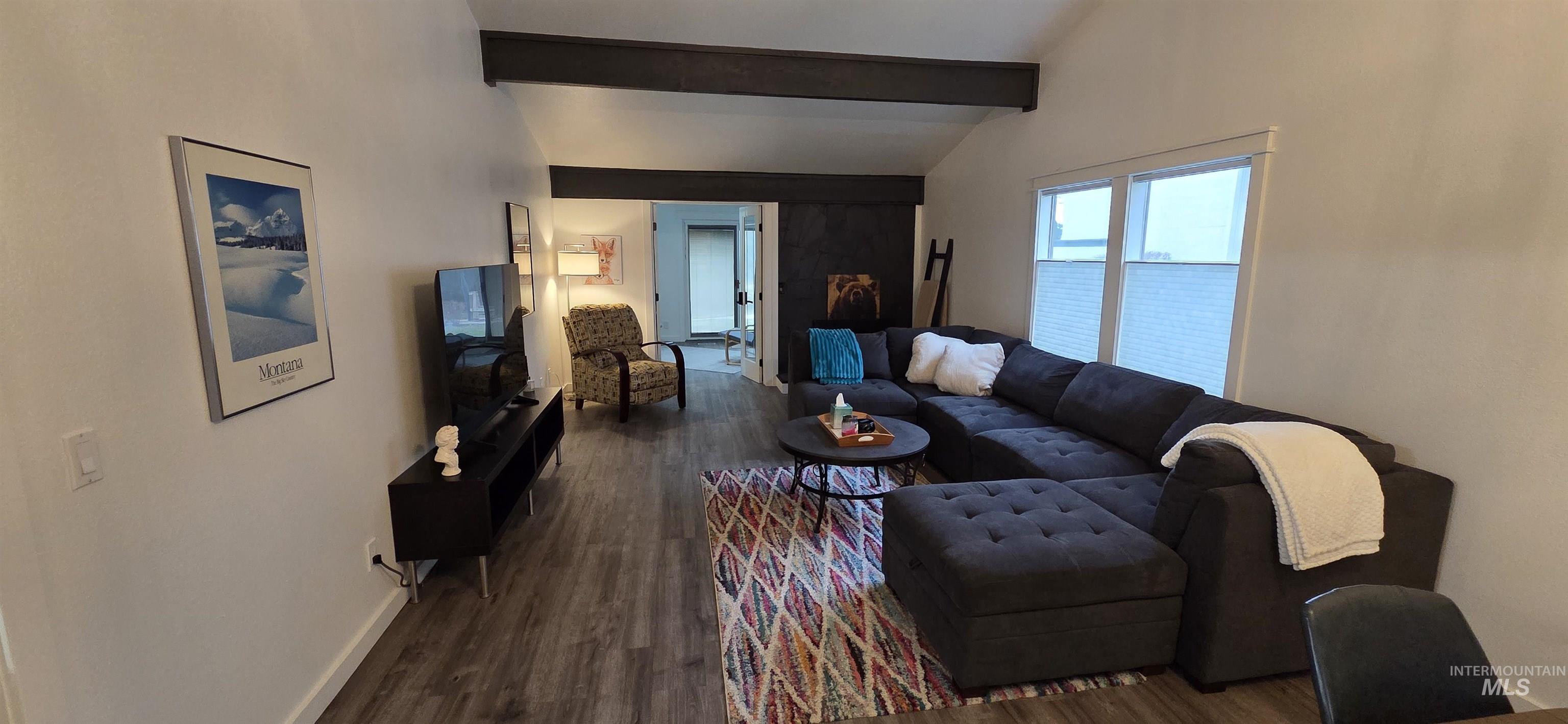 1033 Camelot, Boise, Idaho 83704, 3 Bedrooms, 2.5 Bathrooms, Residential For Sale, Price $439,000,MLS 98972074