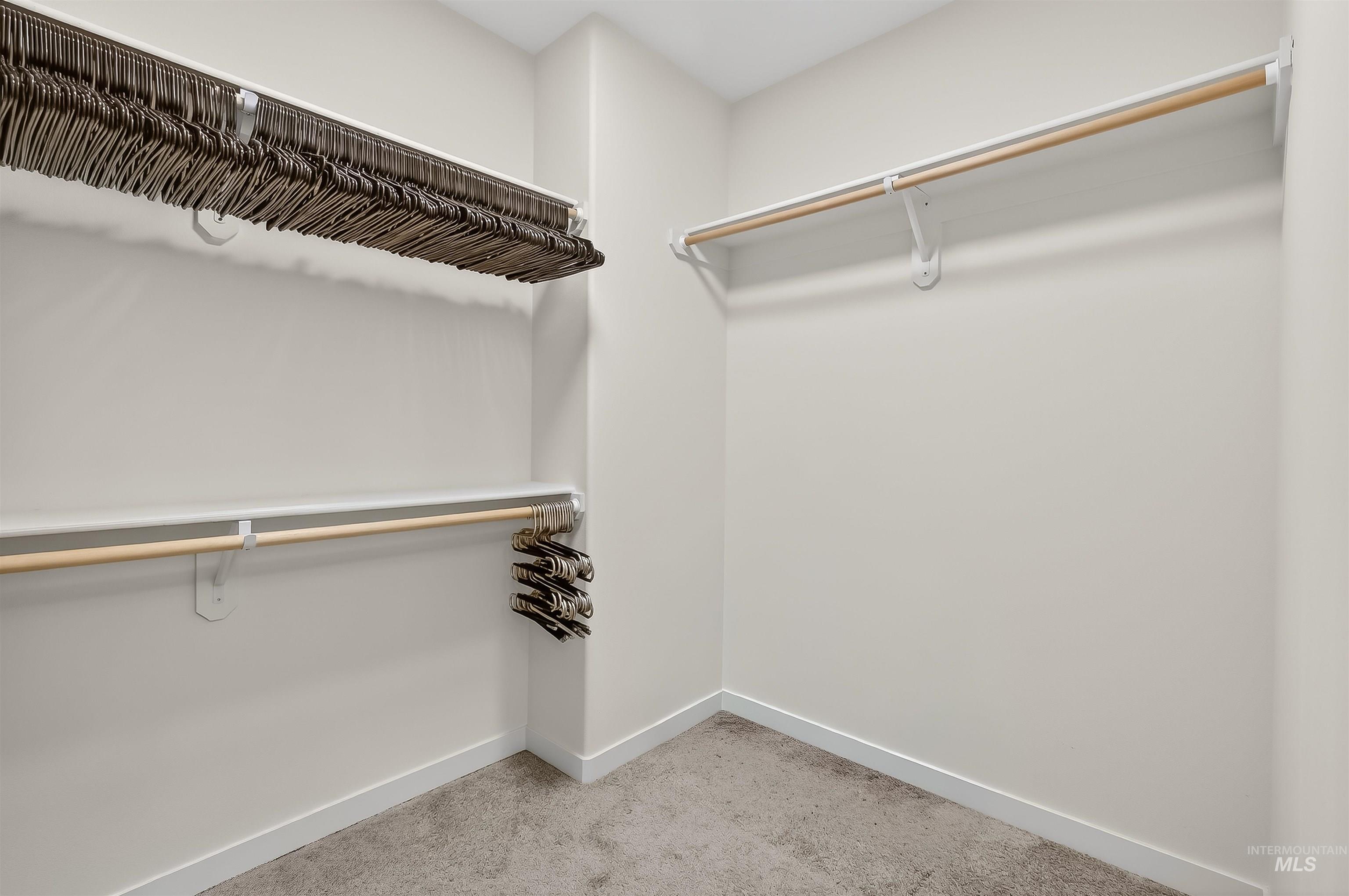 2418 Legacy Court, Clarkston, Washington 99403, 3 Bedrooms, 2 Bathrooms, Residential For Sale, Price $415,000,MLS 98972075