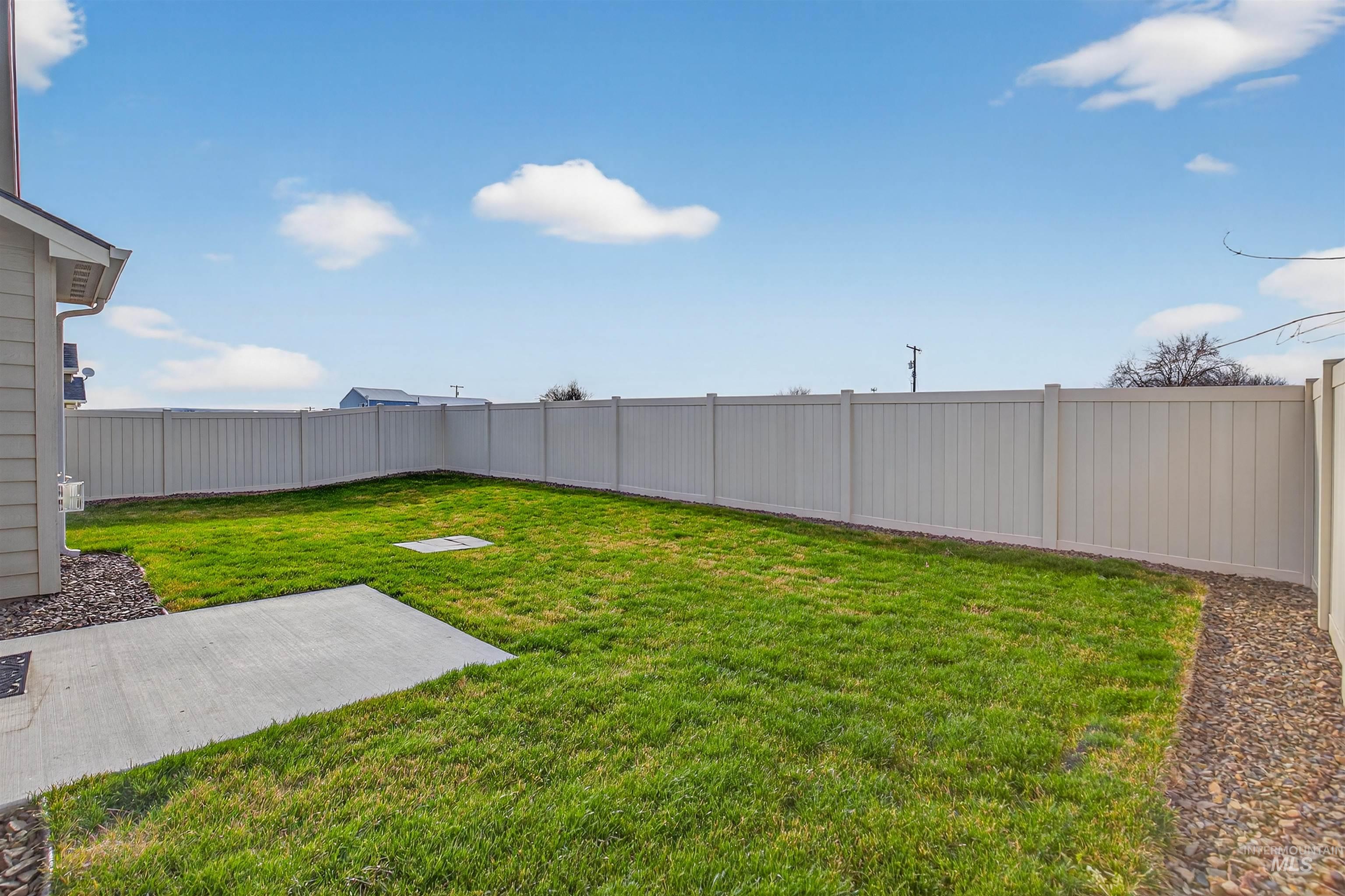 2418 Legacy Court, Clarkston, Washington 99403, 3 Bedrooms, 2 Bathrooms, Residential For Sale, Price $415,000,MLS 98972075