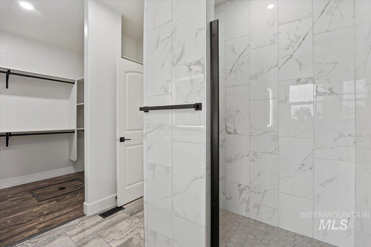 1189 Trail Crest Rd, Twin Falls, Idaho 83301, 3 Bedrooms, 2 Bathrooms, Residential For Sale, Price $464,900,MLS 98972084