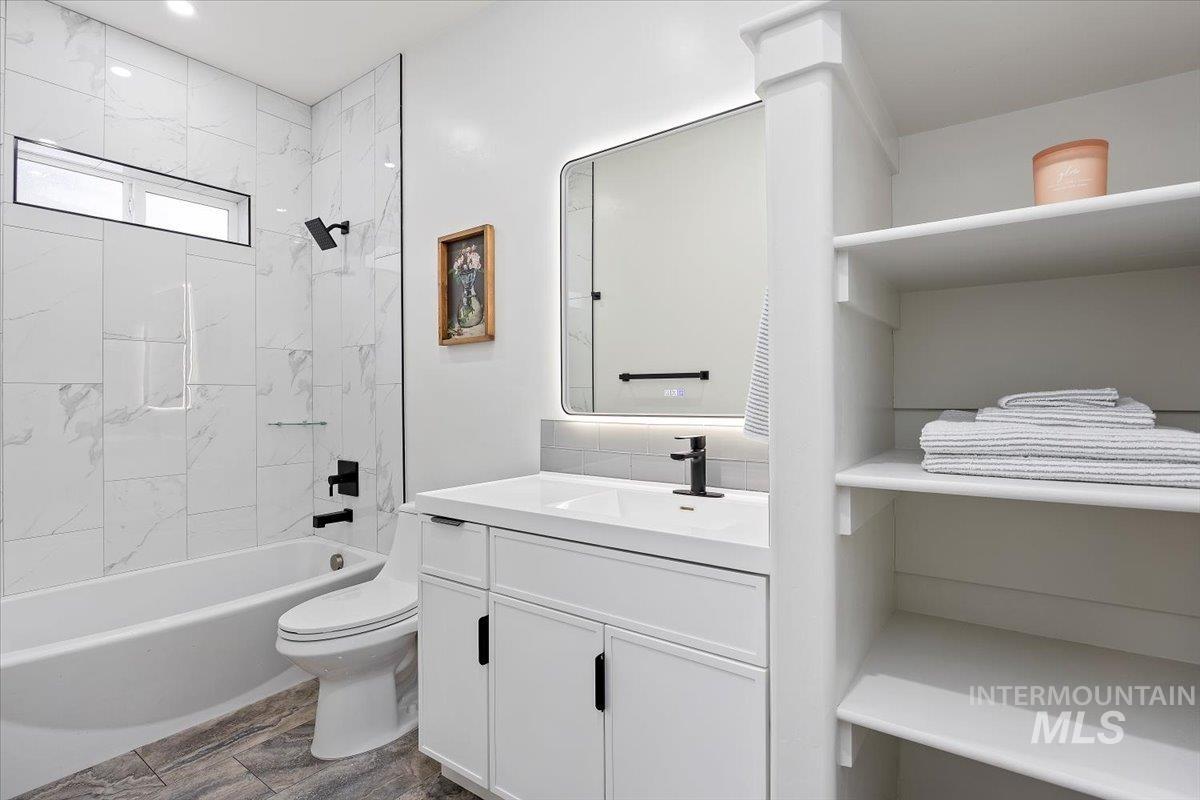 1189 Trail Crest Rd, Twin Falls, Idaho 83301, 3 Bedrooms, 2 Bathrooms, Residential For Sale, Price $464,900,MLS 98972084