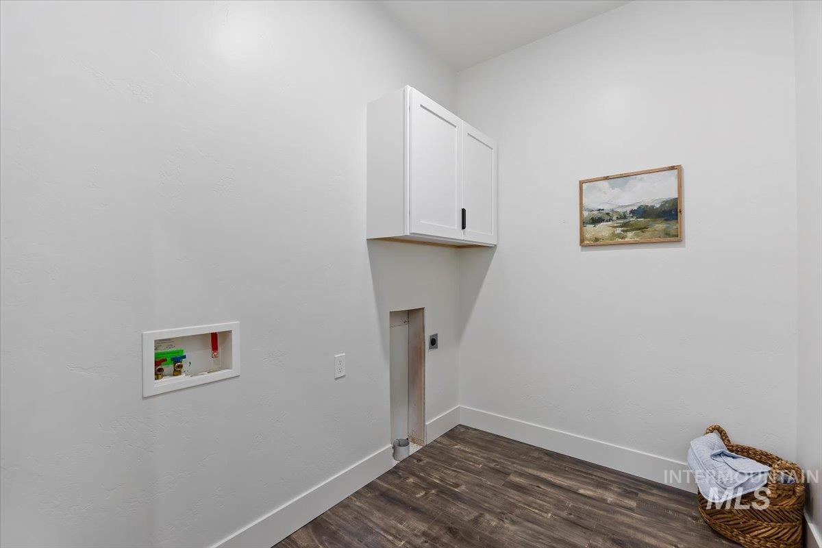 1189 Trail Crest Rd, Twin Falls, Idaho 83301, 3 Bedrooms, 2 Bathrooms, Residential For Sale, Price $464,900,MLS 98972084