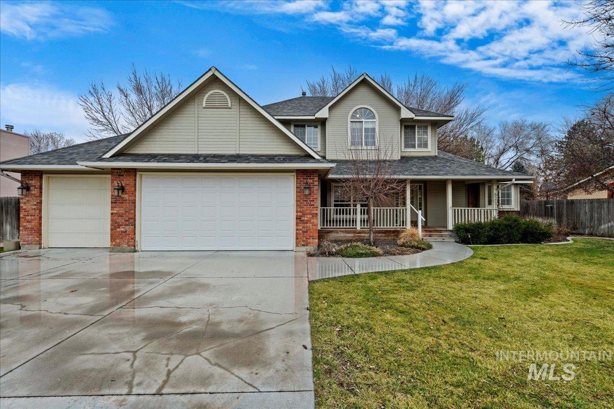 2606 San Marco Way, Nampa, Idaho 83686-7921, 4 Bedrooms, 2.5 Bathrooms, Residential For Sale, Price $490,000,MLS 98972085