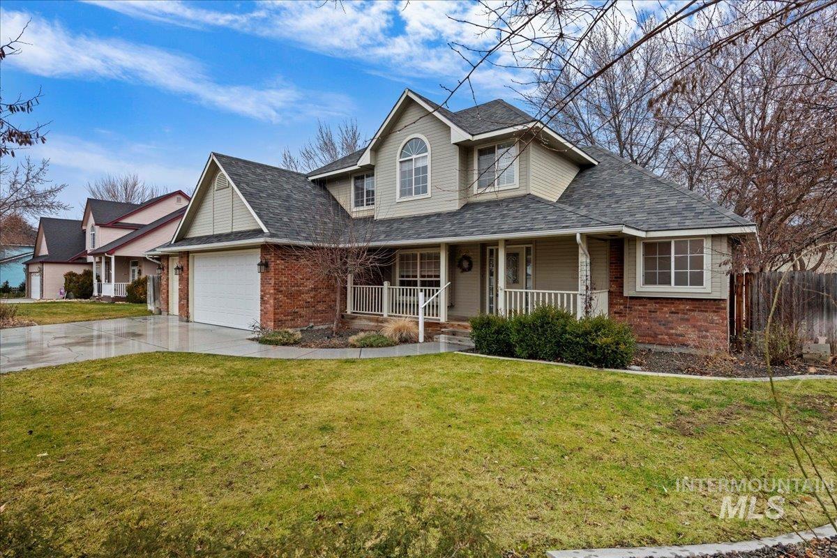 2606 San Marco Way, Nampa, Idaho 83686-7921, 4 Bedrooms, 2.5 Bathrooms, Residential For Sale, Price $490,000,MLS 98972085