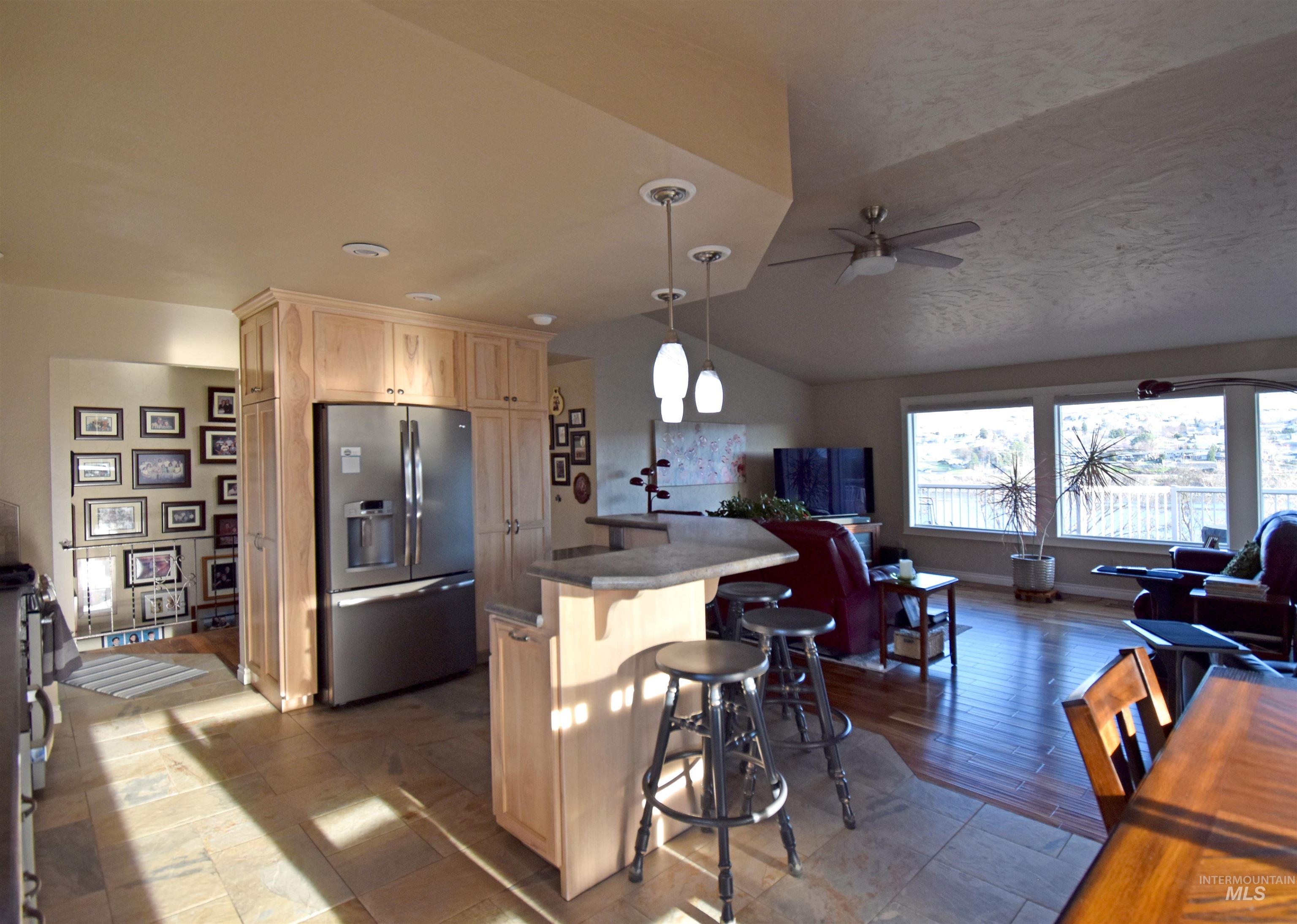 1909 Parkview Ct, Clarkston, Washington 99403, 4 Bedrooms, 2 Bathrooms, Residential For Sale, Price $525,000,MLS 98972089