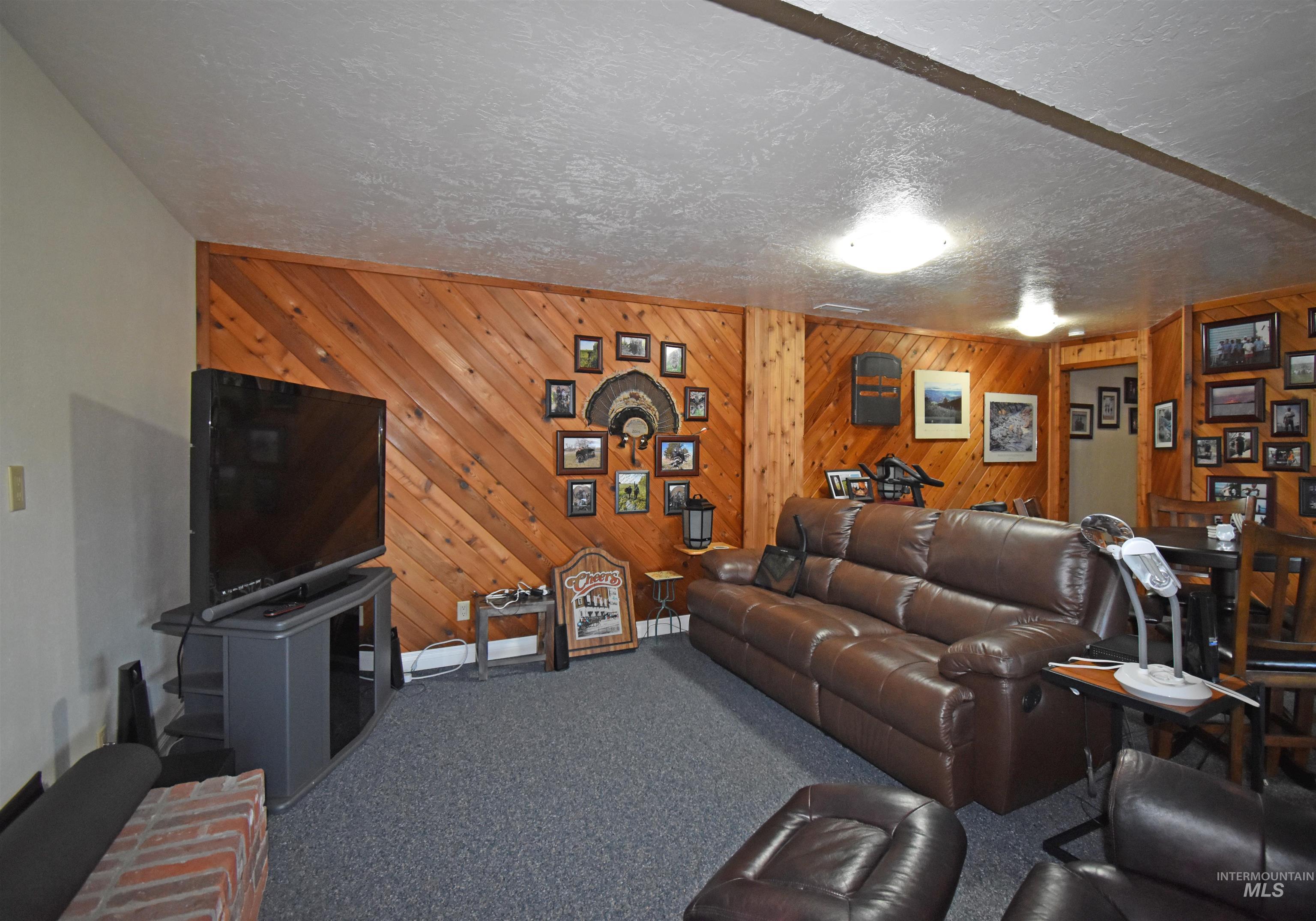 1909 Parkview Ct, Clarkston, Washington 99403, 4 Bedrooms, 2 Bathrooms, Residential For Sale, Price $525,000,MLS 98972089