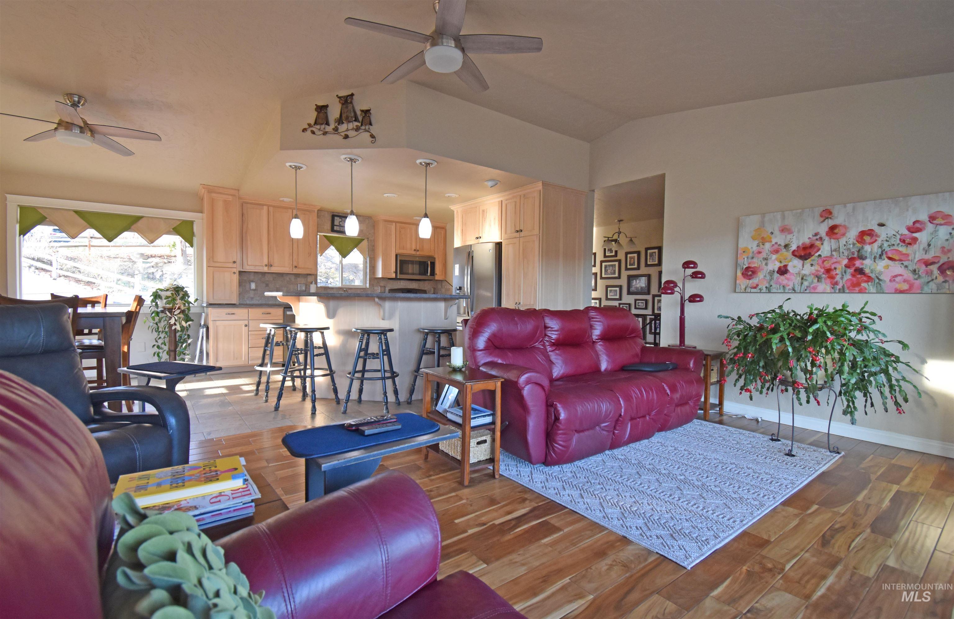 1909 Parkview Ct, Clarkston, Washington 99403, 4 Bedrooms, 2 Bathrooms, Residential For Sale, Price $525,000,MLS 98972089