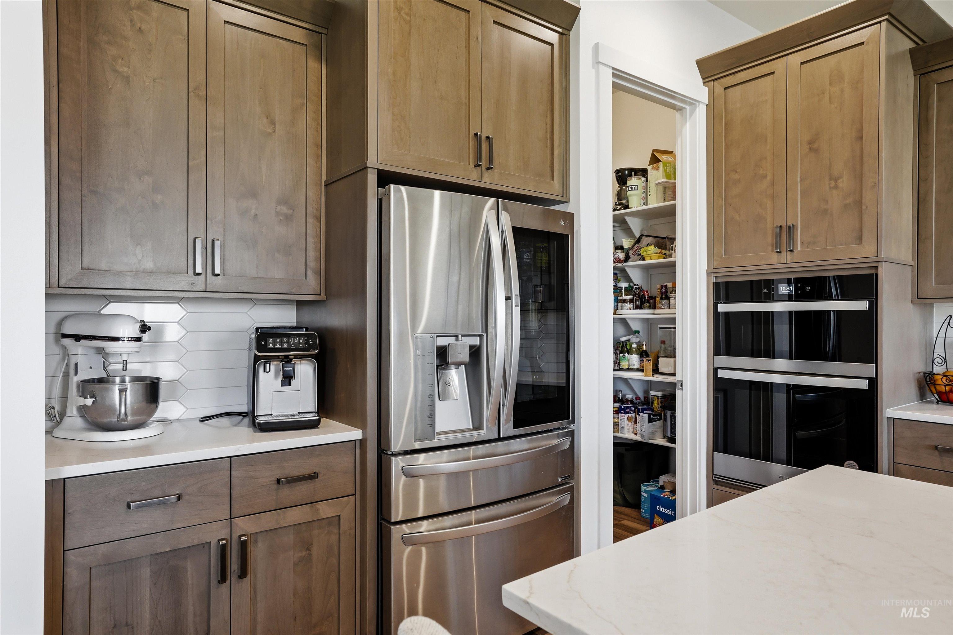 5610 Sparky Ave, Caldwell, Idaho 83607, 3 Bedrooms, 2.5 Bathrooms, Residential For Sale, Price $569,999,MLS 98972090