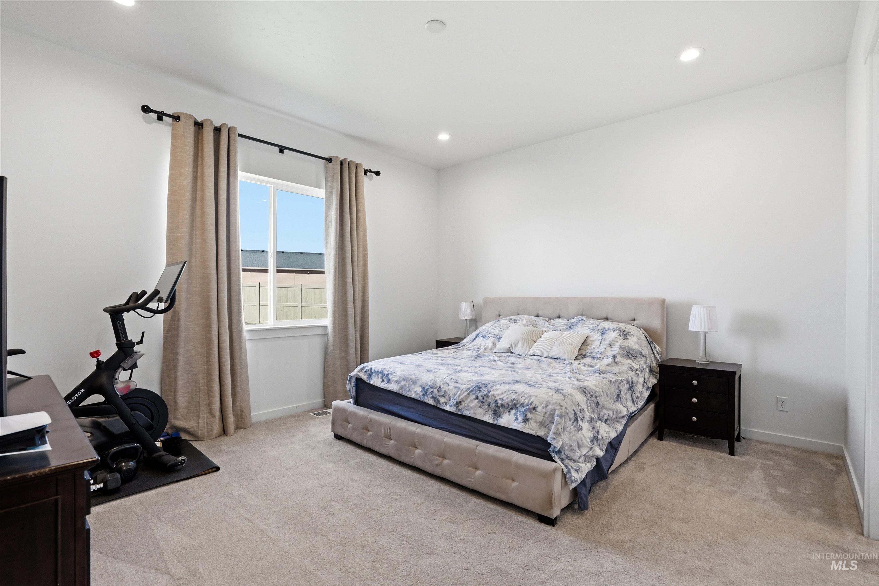 5610 Sparky Ave, Caldwell, Idaho 83607, 3 Bedrooms, 2.5 Bathrooms, Residential For Sale, Price $569,999,MLS 98972090