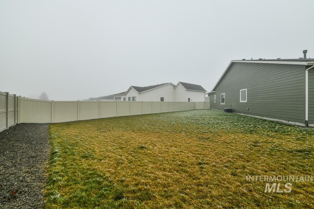 5610 Sparky Ave, Caldwell, Idaho 83607, 3 Bedrooms, 2.5 Bathrooms, Residential For Sale, Price $579,999,MLS 98972090