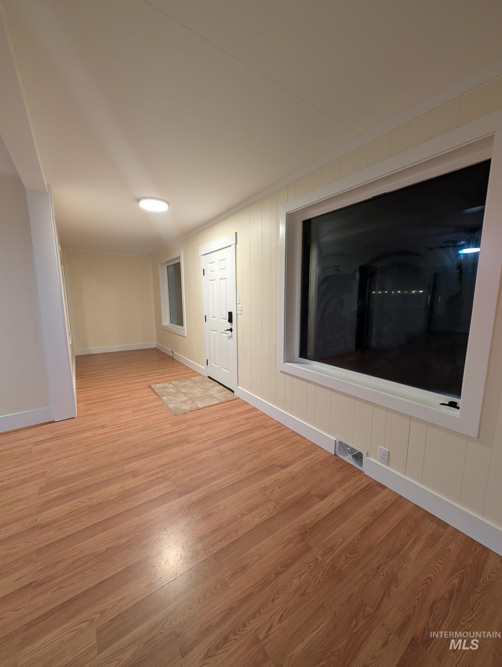 421 N 12th Ave, Buhl, Idaho 83316, 3 Bedrooms, 2 Bathrooms, Residential For Sale, Price $269,900,MLS 98972091