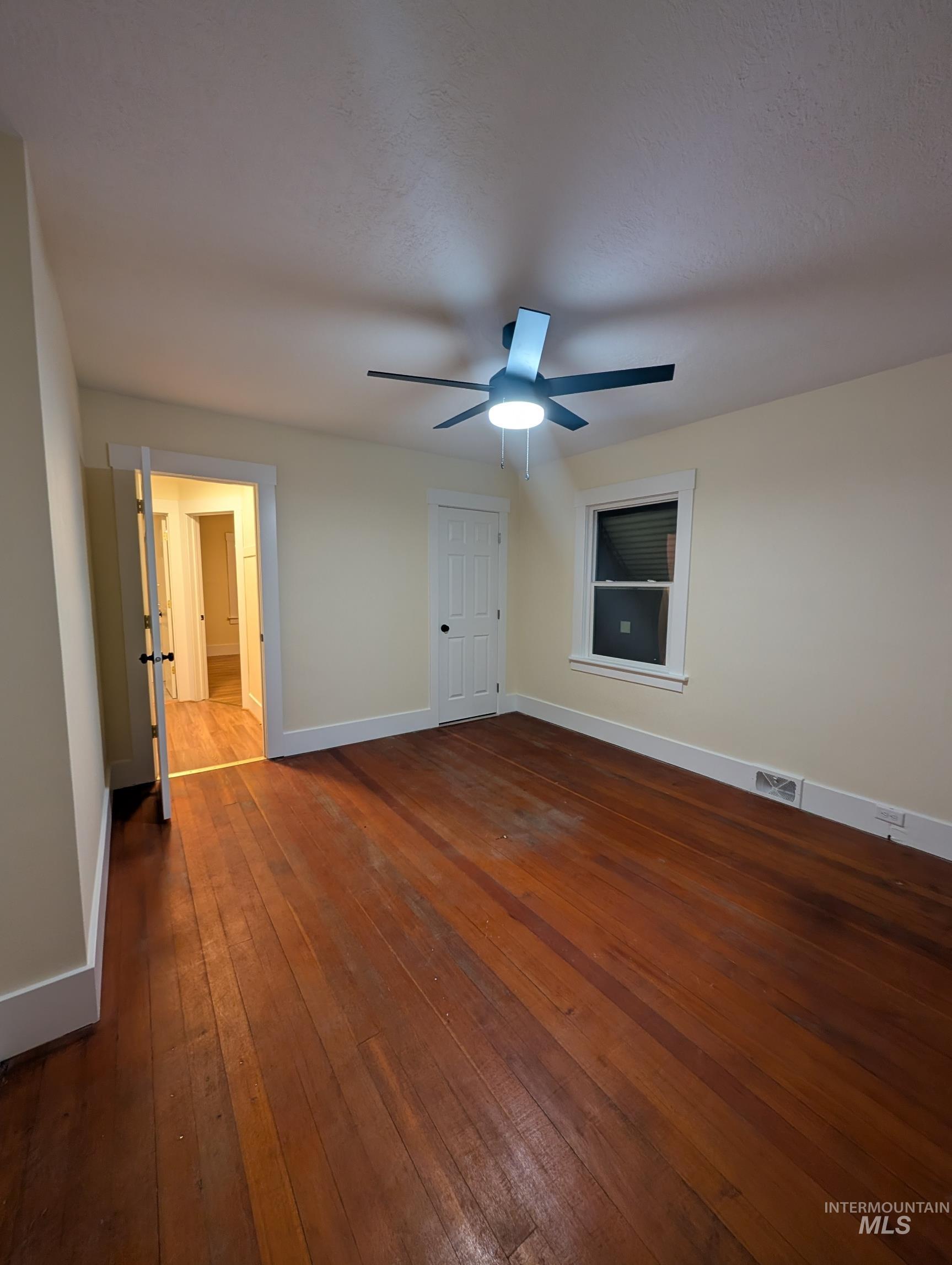 421 N 12th Ave, Buhl, Idaho 83316, 3 Bedrooms, 2 Bathrooms, Residential For Sale, Price $269,900,MLS 98972091