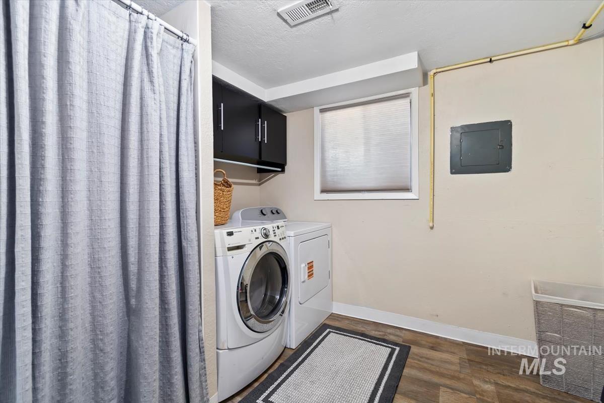 716 NW 8th St, Meridian, Idaho 83642, 2 Bedrooms, 1 Bathroom, Residential For Sale, Price $260,000,MLS 98972092