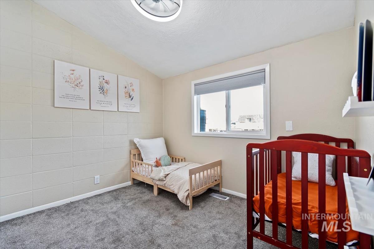 716 NW 8th St, Meridian, Idaho 83642, 2 Bedrooms, 1 Bathroom, Residential For Sale, Price $260,000,MLS 98972092