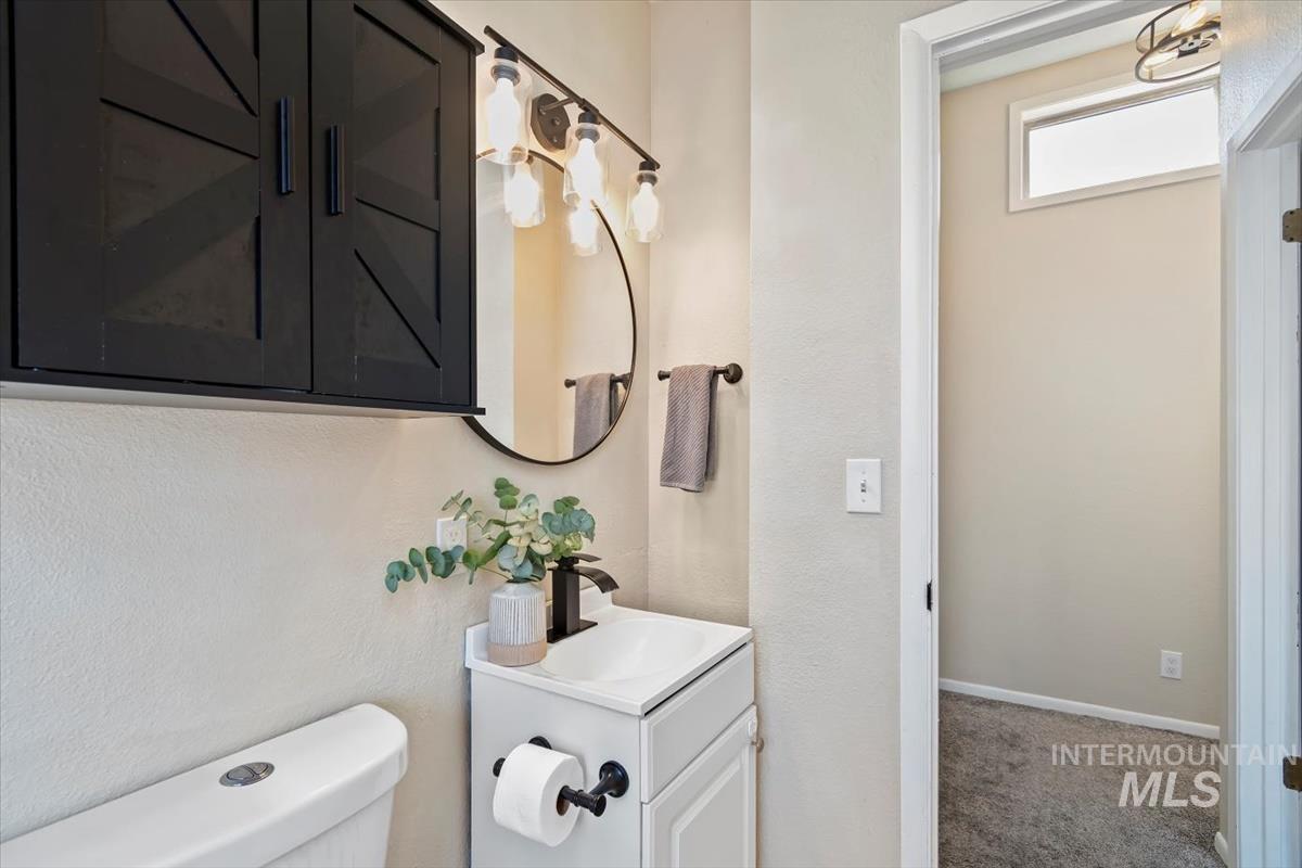 716 NW 8th St, Meridian, Idaho 83642, 2 Bedrooms, 1 Bathroom, Residential For Sale, Price $260,000,MLS 98972092