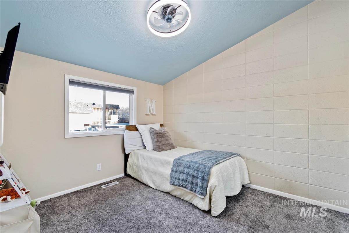 716 NW 8th St, Meridian, Idaho 83642, 2 Bedrooms, 1 Bathroom, Residential For Sale, Price $260,000,MLS 98972092