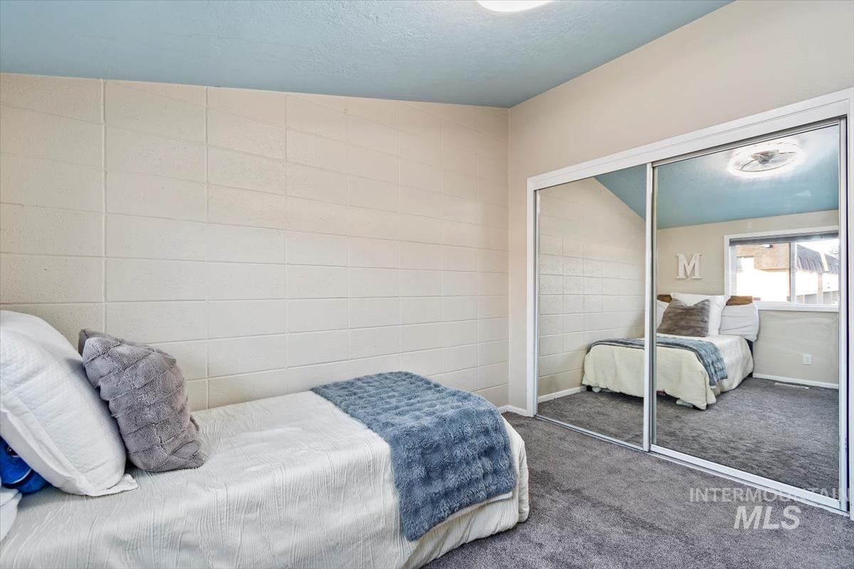 716 NW 8th St, Meridian, Idaho 83642, 2 Bedrooms, 1 Bathroom, Residential For Sale, Price $260,000,MLS 98972092