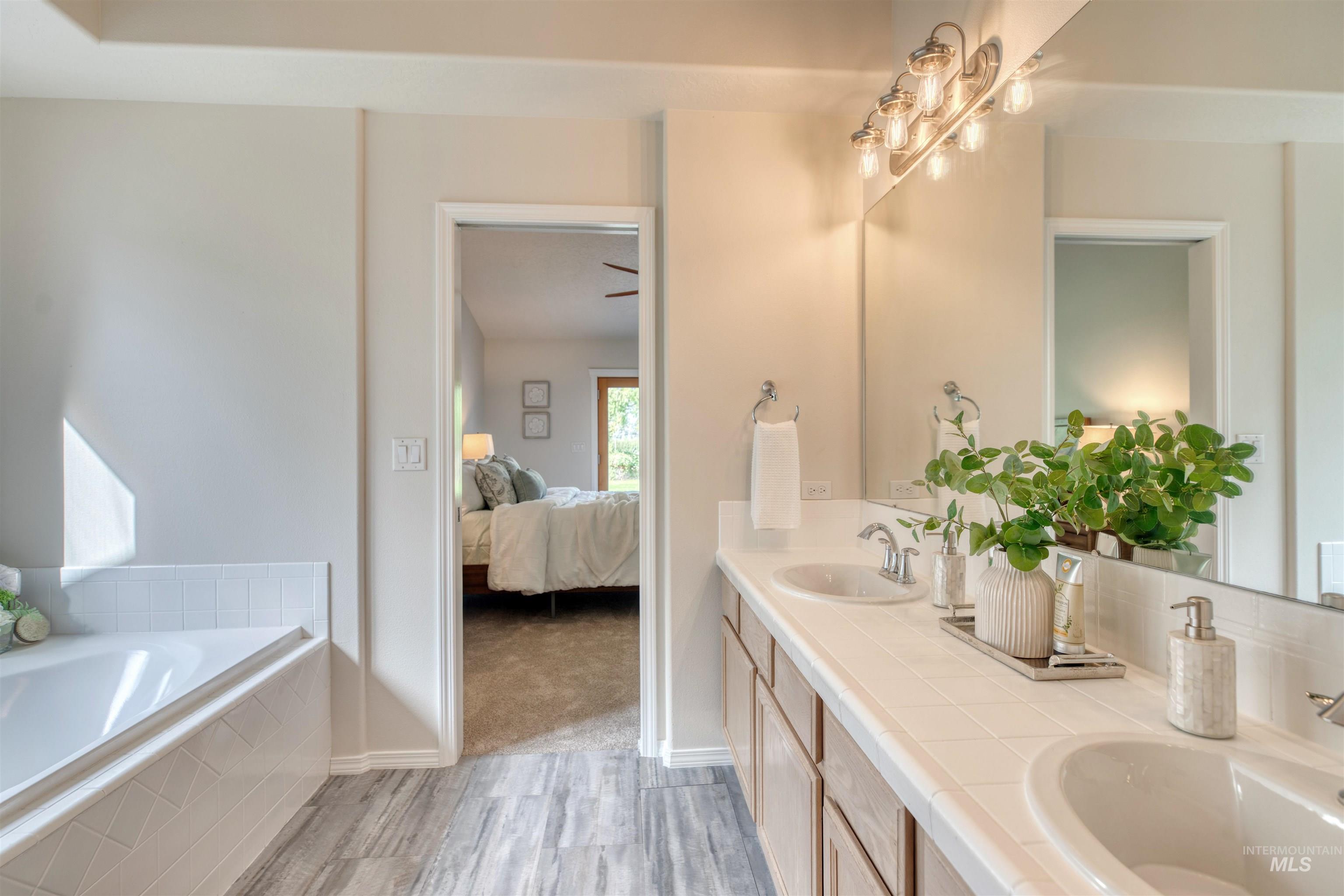 11940 W Kittredge Dr, Kuna, Idaho 83634, 4 Bedrooms, 3 Bathrooms, Residential For Sale, Price $850,000,MLS 98972095