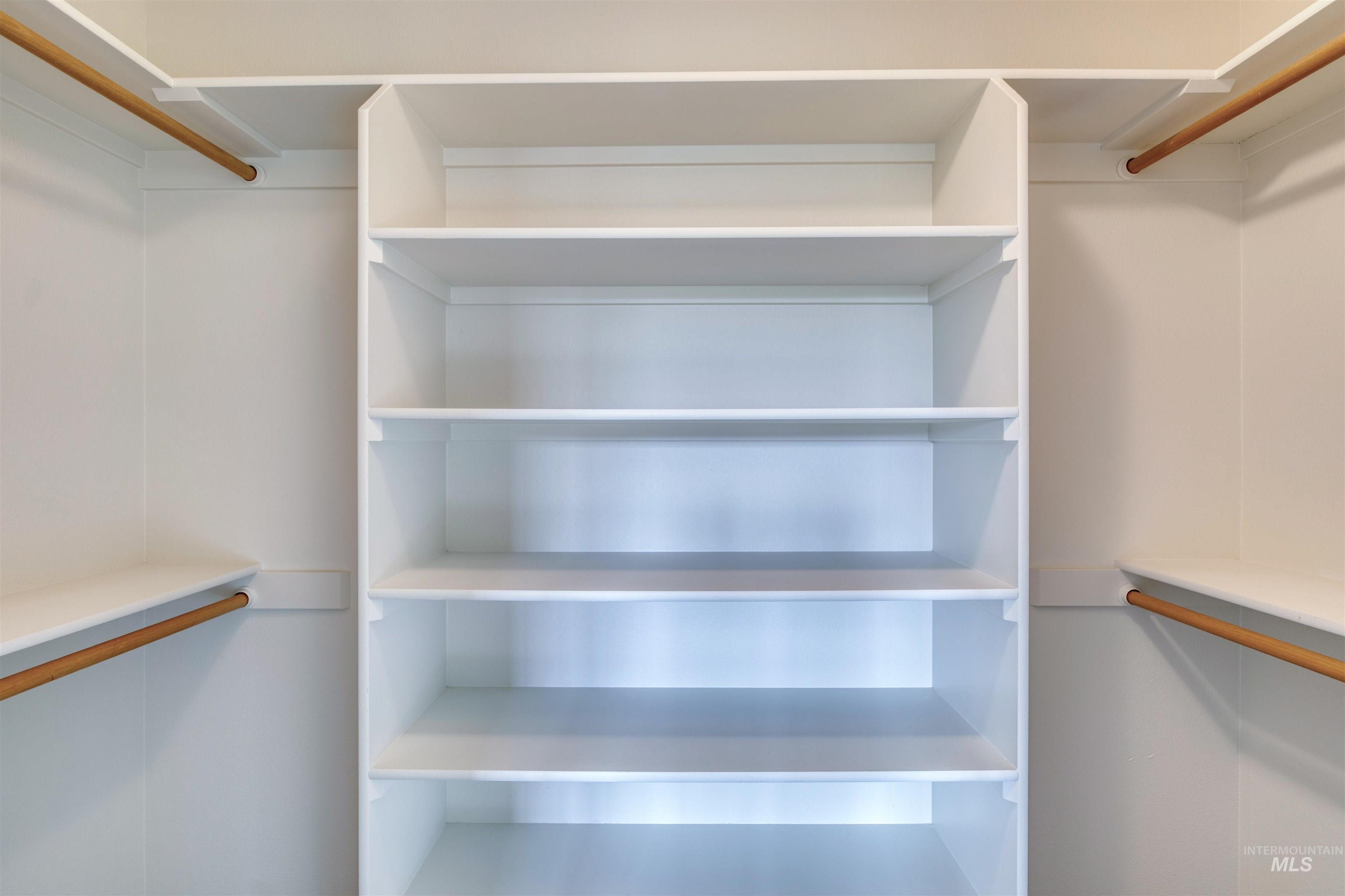 11940 W Kittredge Dr, Kuna, Idaho 83634, 4 Bedrooms, 3 Bathrooms, Residential For Sale, Price $850,000,MLS 98972095