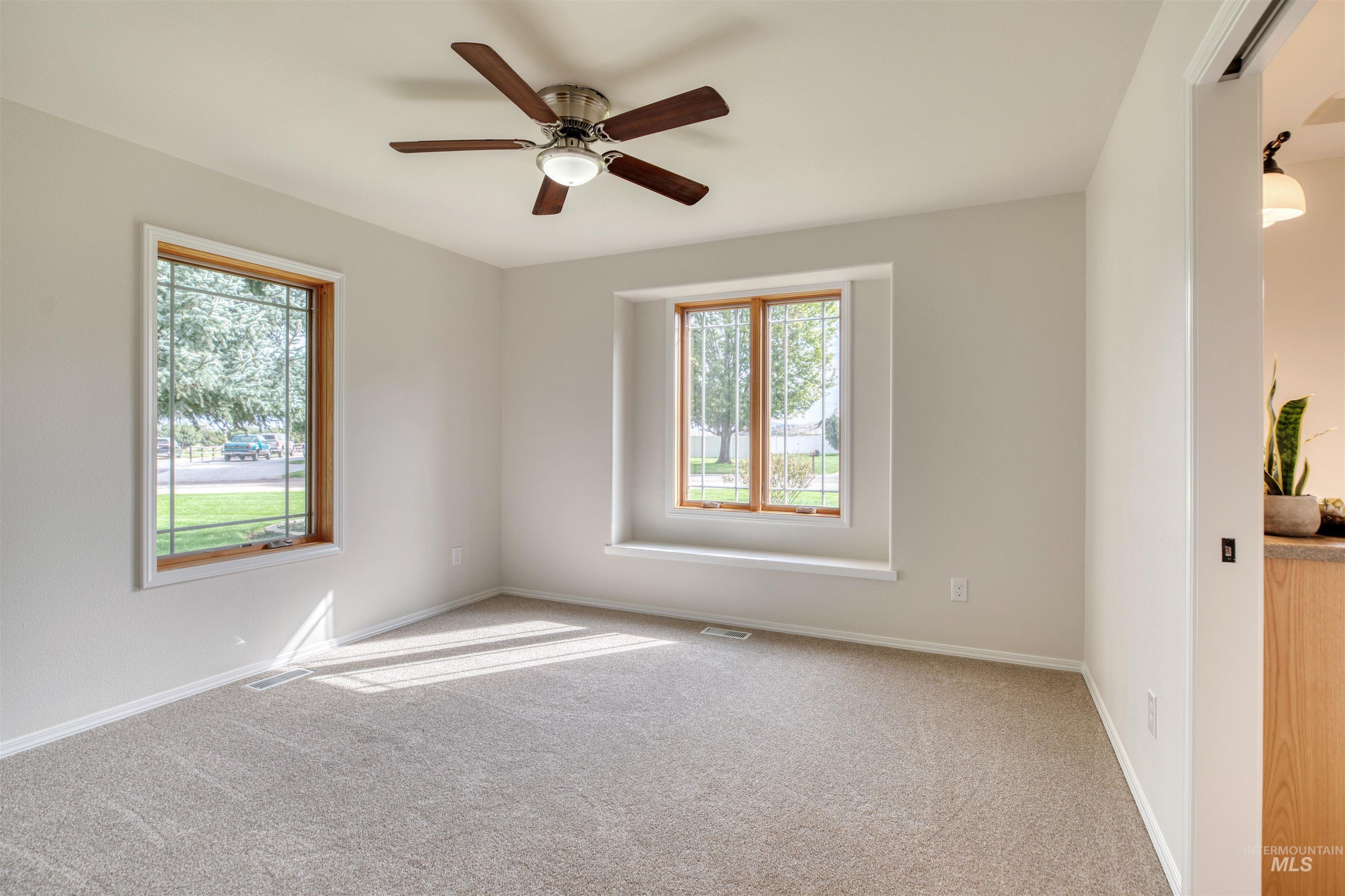 11940 W Kittredge Dr, Kuna, Idaho 83634, 4 Bedrooms, 3 Bathrooms, Residential For Sale, Price $850,000,MLS 98972095