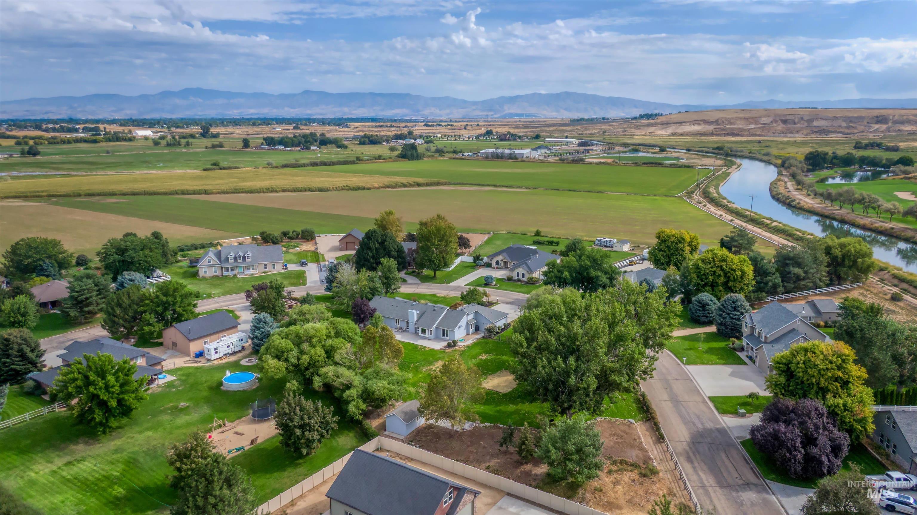 11940 W Kittredge Dr, Kuna, Idaho 83634, 4 Bedrooms, 3 Bathrooms, Residential For Sale, Price $850,000,MLS 98972095