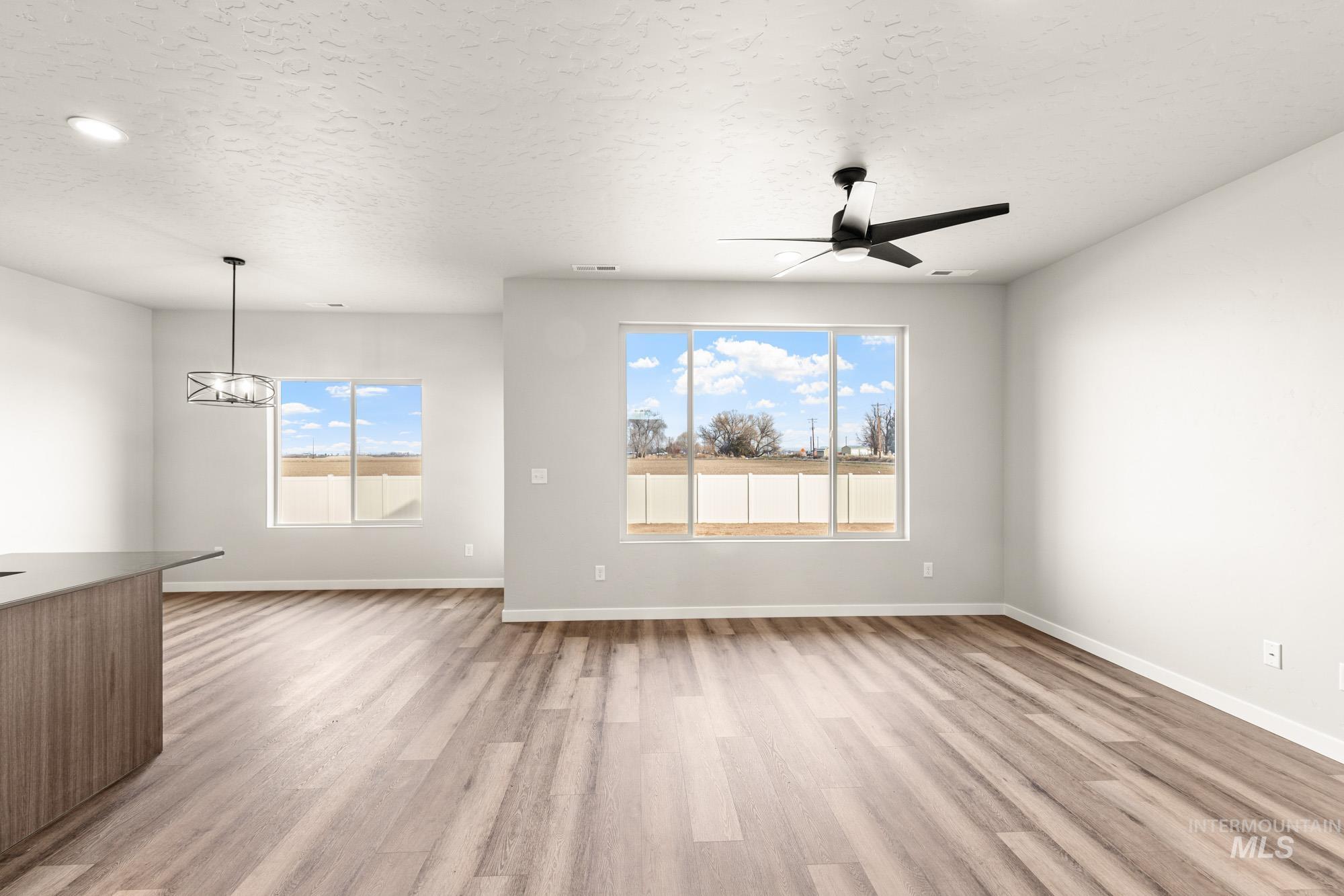 5016 E Open Canyon Dr, Nampa, Idaho 83687, 3 Bedrooms, 2 Bathrooms, Residential For Sale, Price $454,990,MLS 98972099