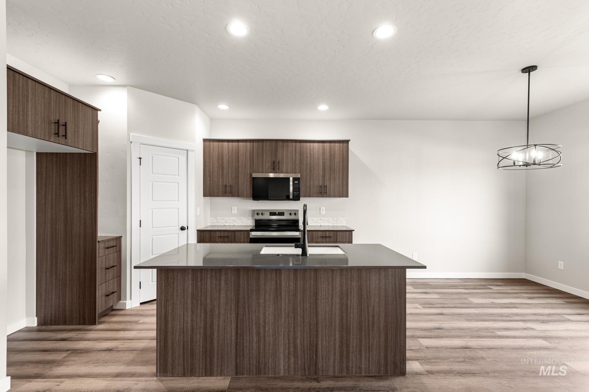 5016 E Open Canyon Dr, Nampa, Idaho 83687, 3 Bedrooms, 2 Bathrooms, Residential For Sale, Price $454,990,MLS 98972099