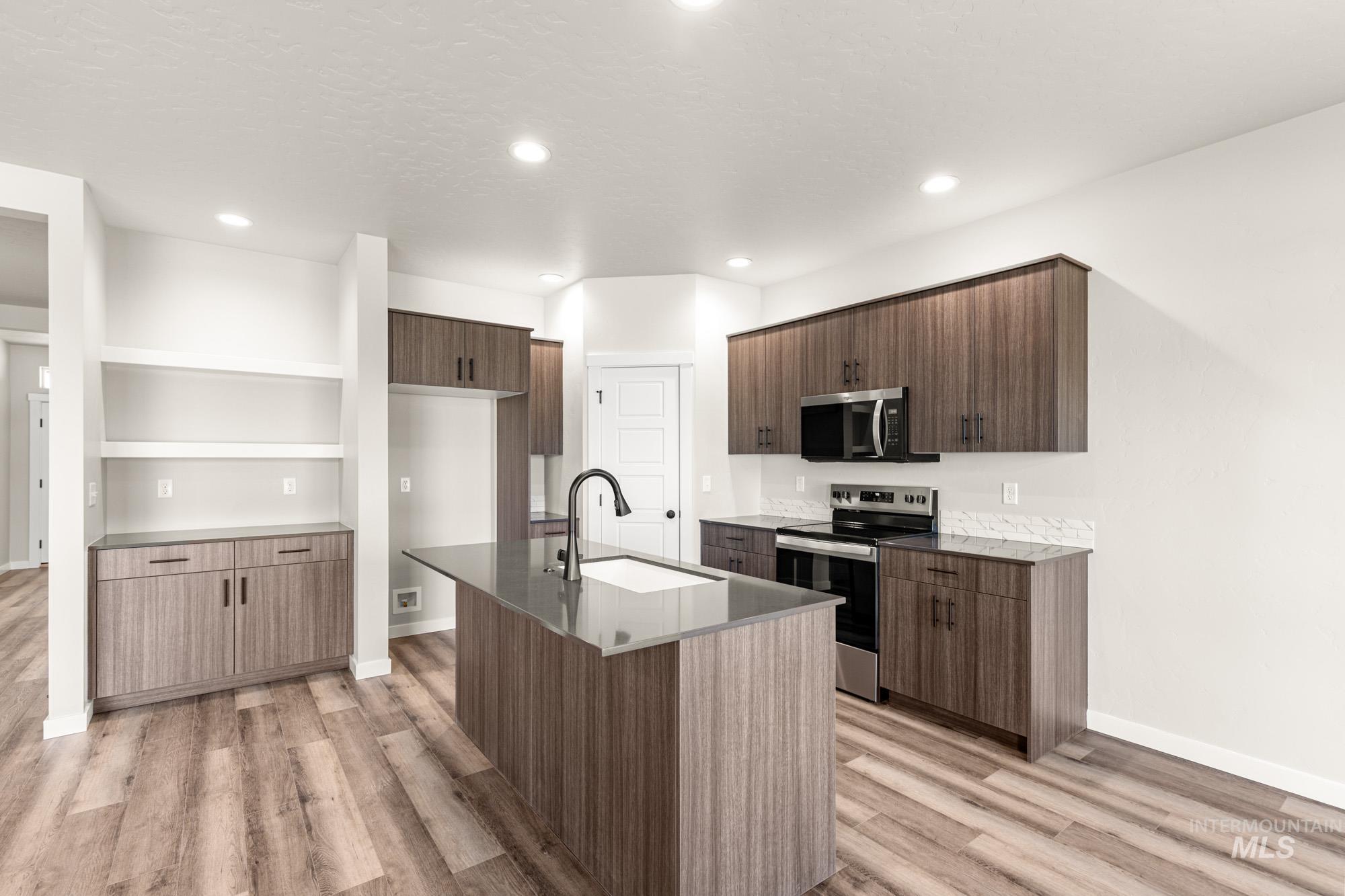 5016 E Open Canyon Dr, Nampa, Idaho 83687, 3 Bedrooms, 2 Bathrooms, Residential For Sale, Price $454,990,MLS 98972099