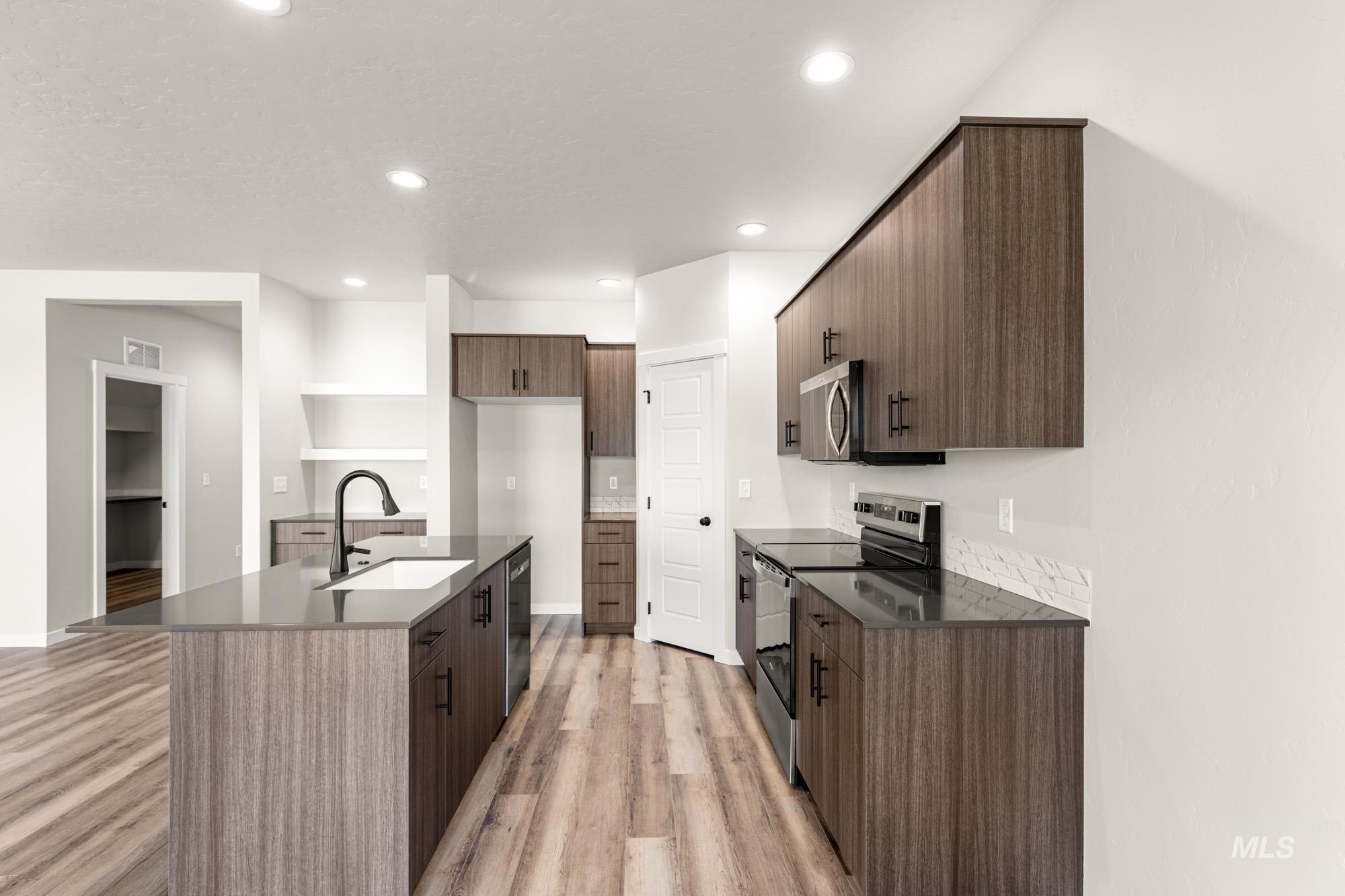 5016 E Open Canyon Dr, Nampa, Idaho 83687, 3 Bedrooms, 2 Bathrooms, Residential For Sale, Price $454,990,MLS 98972099