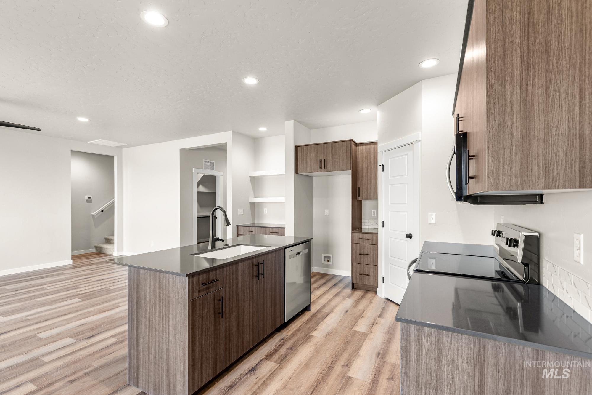 5016 E Open Canyon Dr, Nampa, Idaho 83687, 3 Bedrooms, 2 Bathrooms, Residential For Sale, Price $454,990,MLS 98972099