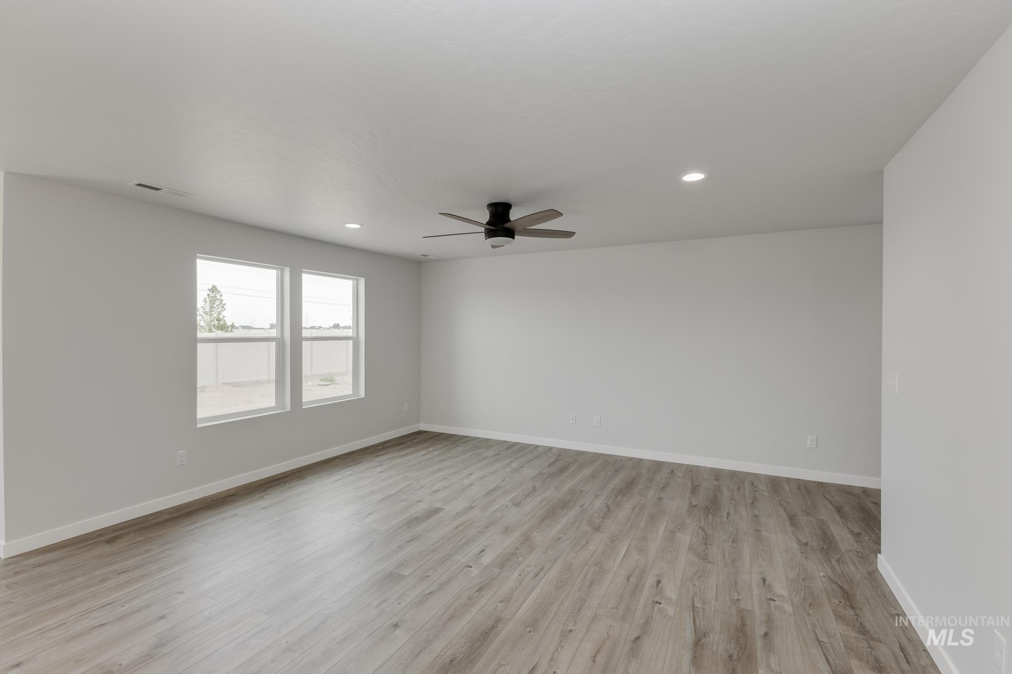 10873 Rutland St, Caldwell, Idaho 83605, 3 Bedrooms, 2.5 Bathrooms, Residential For Sale, Price $379,990,MLS 98972101