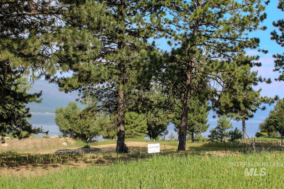 512 Jeffrey Avenue, Cascade, Idaho 83611, Land For Sale, Price $259,000,MLS 98972105