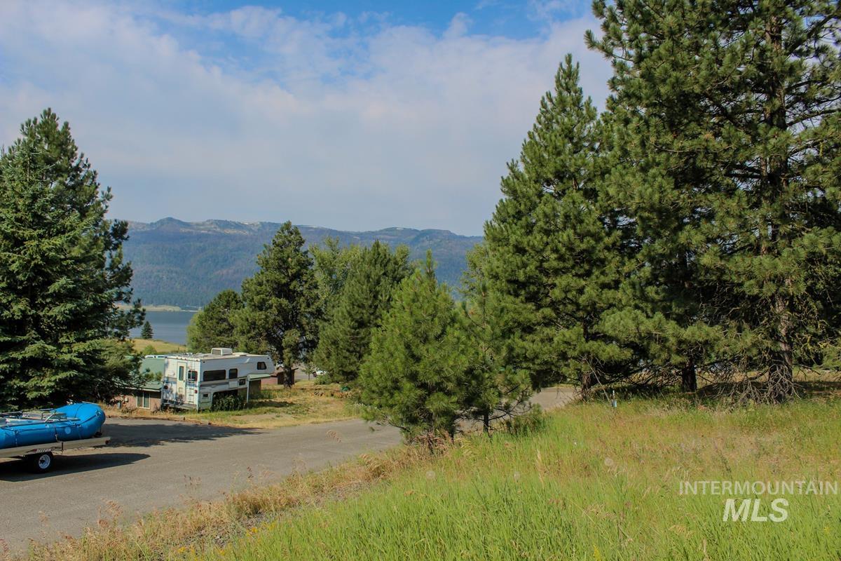 512 Jeffrey Avenue, Cascade, Idaho 83611, Land For Sale, Price $259,000,MLS 98972105