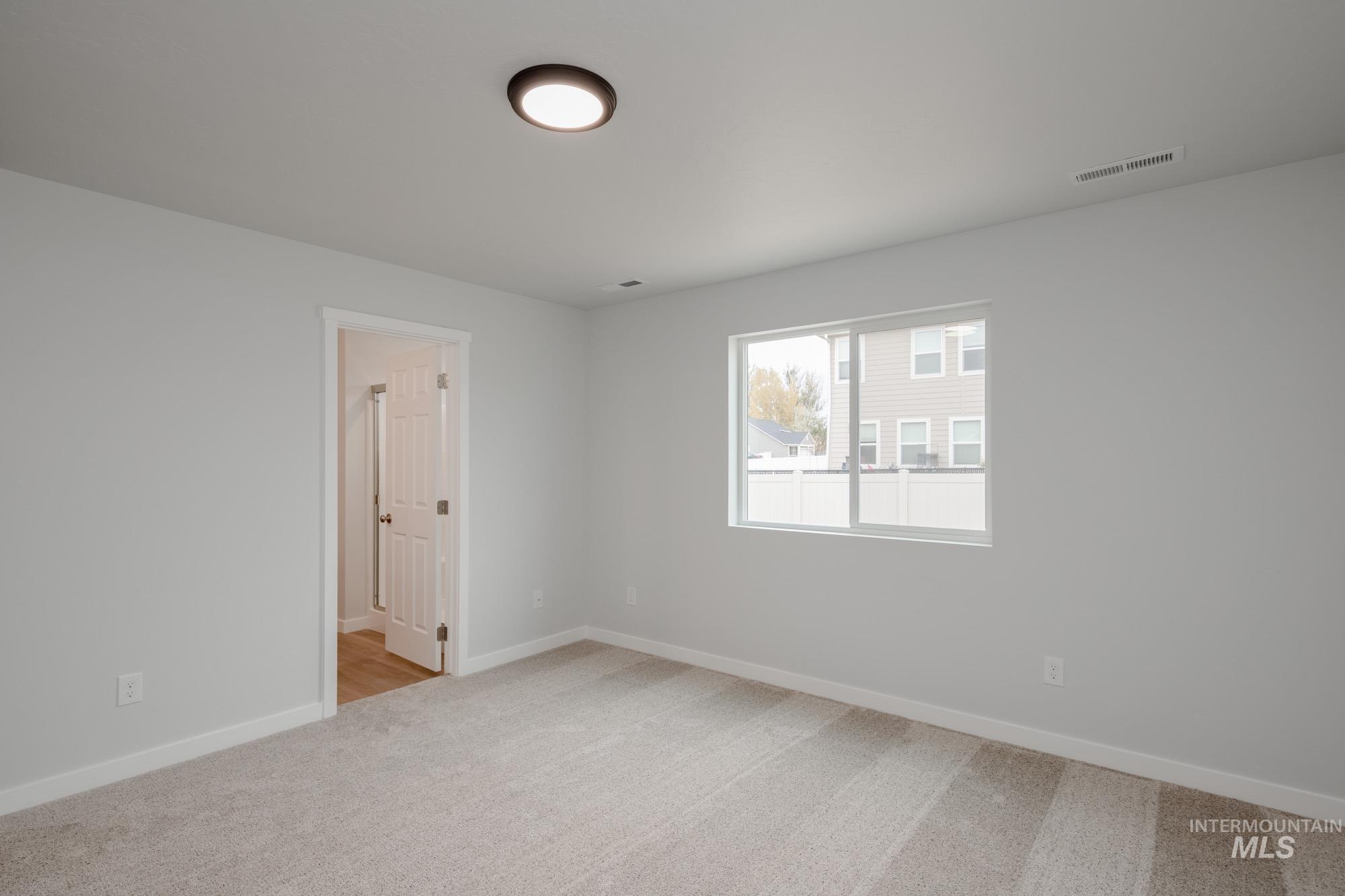 1870 W Unforgettable St, Meridian, Idaho 83642, 3 Bedrooms, 2 Bathrooms, Residential For Sale, Price $404,990,MLS 98972109