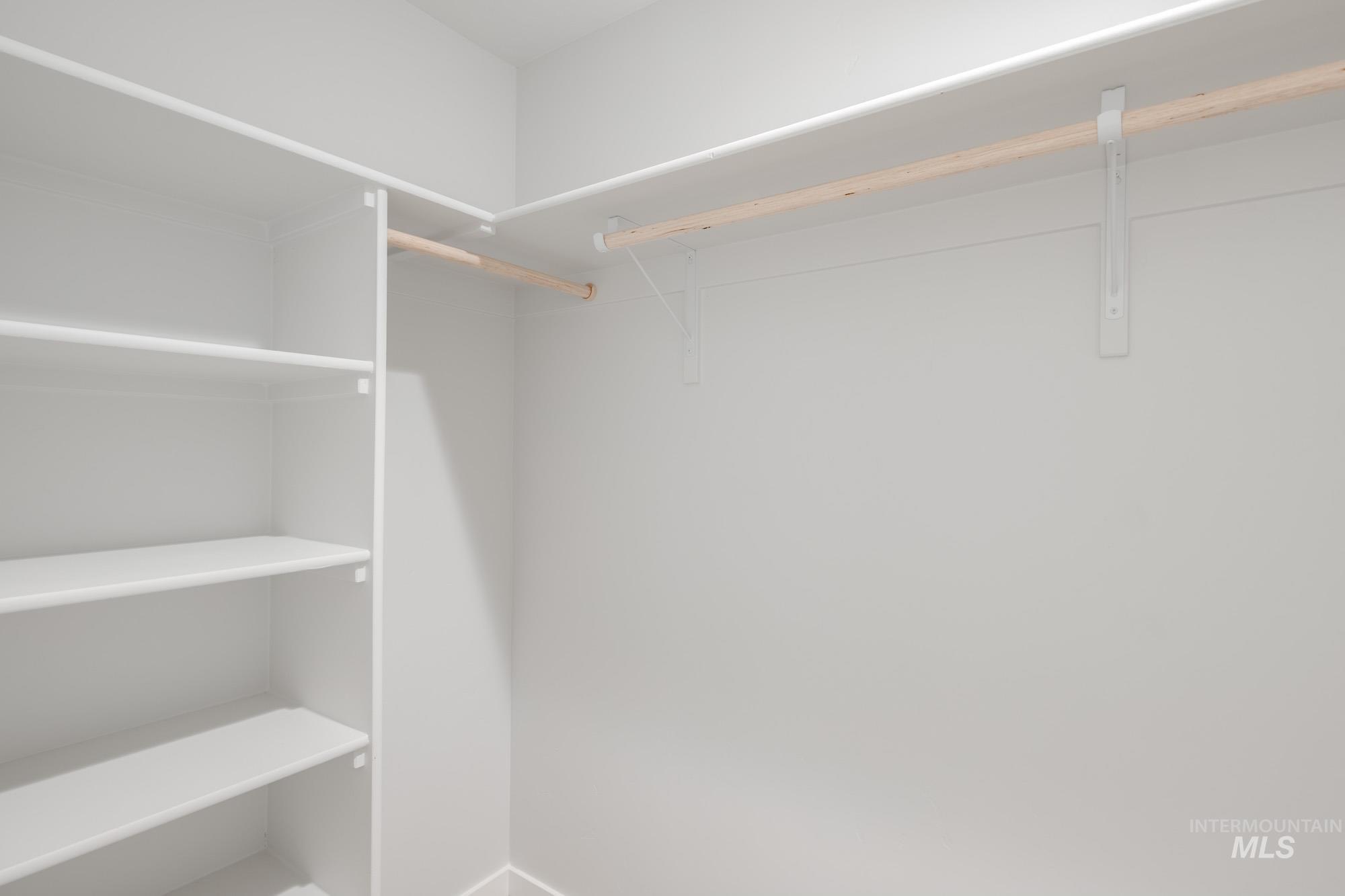 1870 W Unforgettable St, Meridian, Idaho 83642, 3 Bedrooms, 2 Bathrooms, Residential For Sale, Price $404,990,MLS 98972109