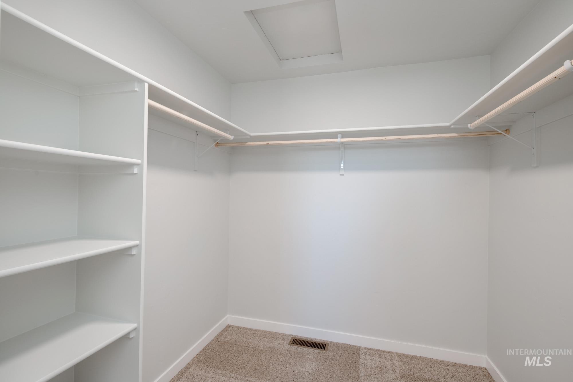 7322 S Bungalow Ave, Meridian, Idaho 83642, 3 Bedrooms, 2.5 Bathrooms, Residential For Sale, Price $440,990,MLS 98972112