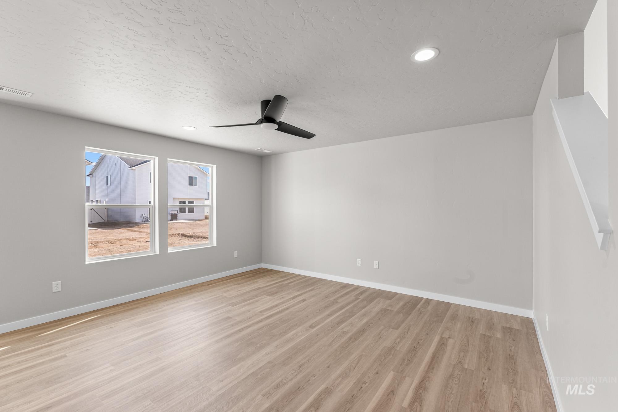 7322 S Bungalow Ave, Meridian, Idaho 83642, 3 Bedrooms, 2.5 Bathrooms, Residential For Sale, Price $440,990, 98972112