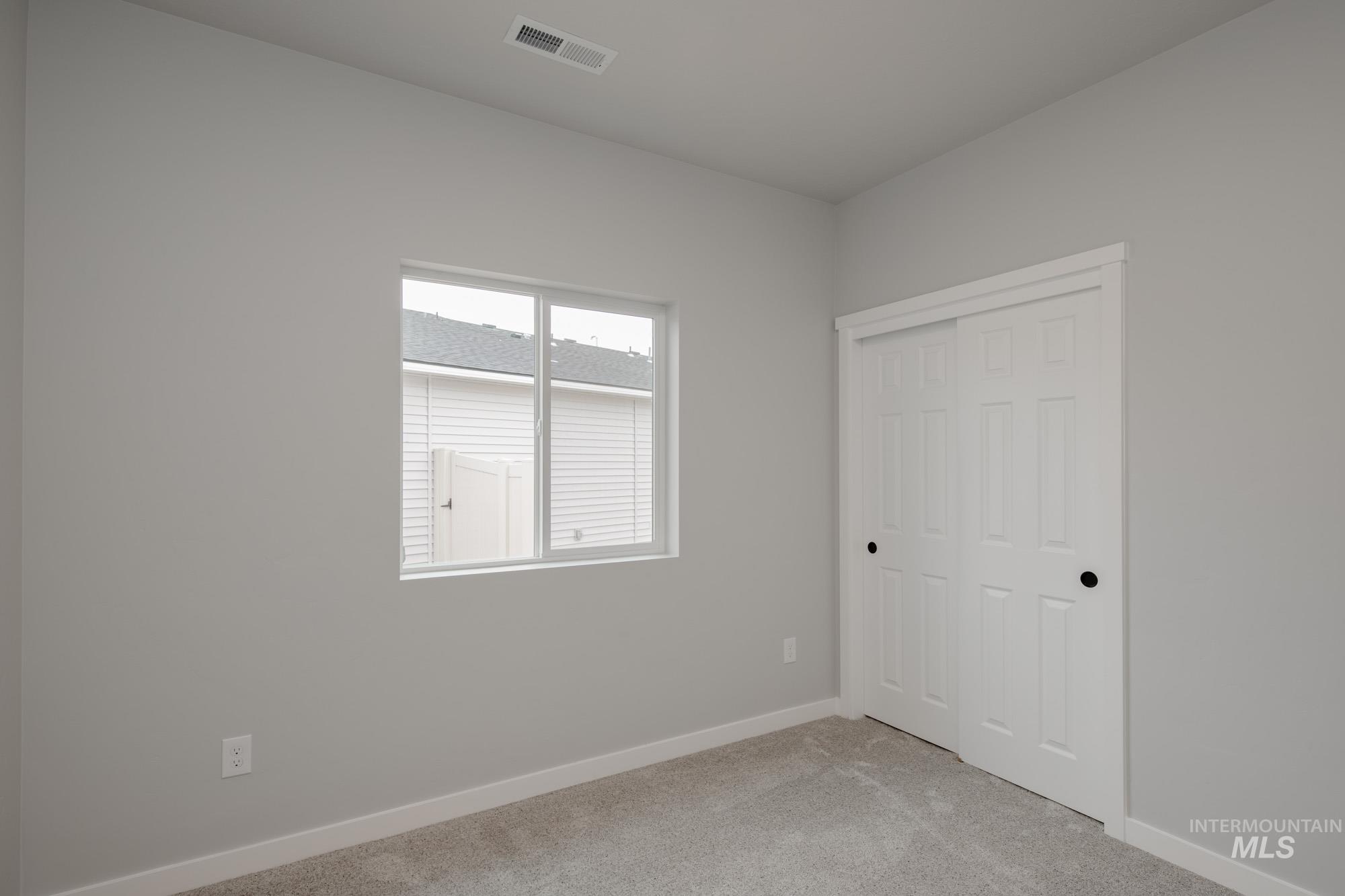 7264 S Bungalow Ave, Meridian, Idaho 83642, 3 Bedrooms, 2 Bathrooms, Residential For Sale, Price $407,990,MLS 98972114