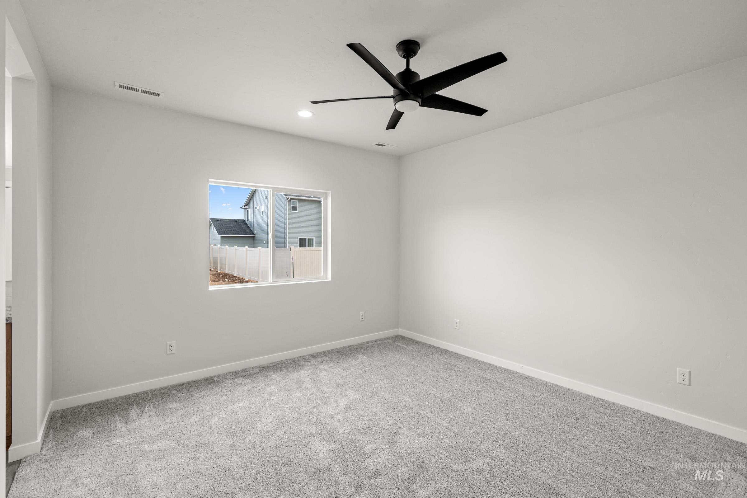 7264 S Bungalow Ave, Meridian, Idaho 83642, 3 Bedrooms, 2 Bathrooms, Residential For Sale, Price $407,990, 98972114